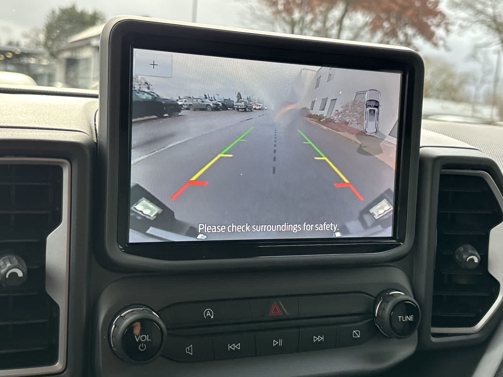 Thumbnail: 2021 Ford Bronco Sport - 22