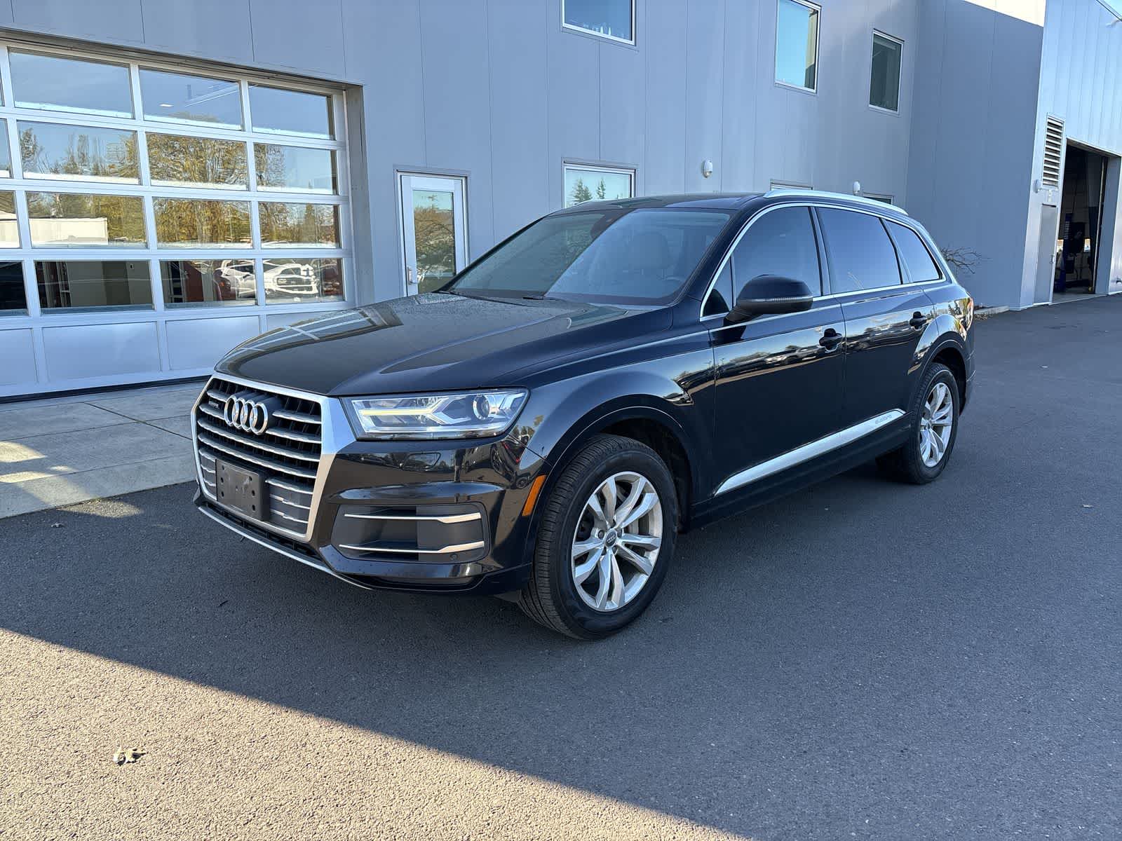 Thumbnail: 2019 Audi Q7 - 1