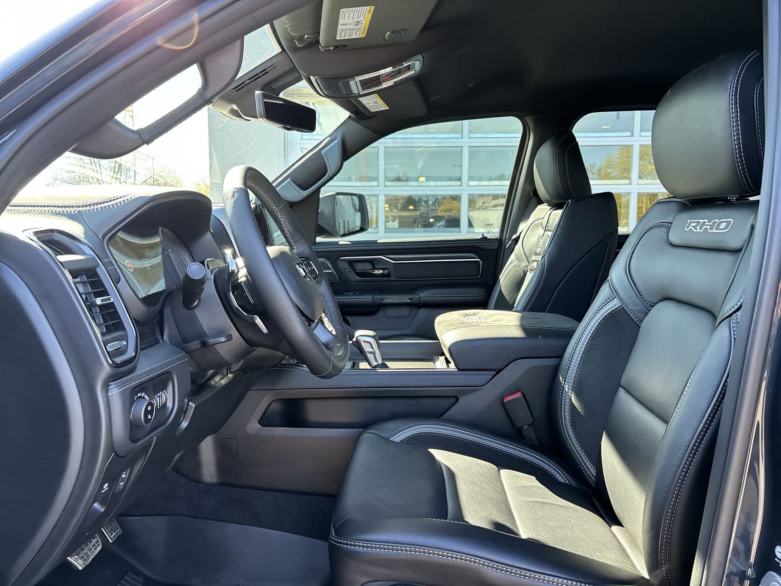 Thumbnail: 2026 RAM 1500 - 9