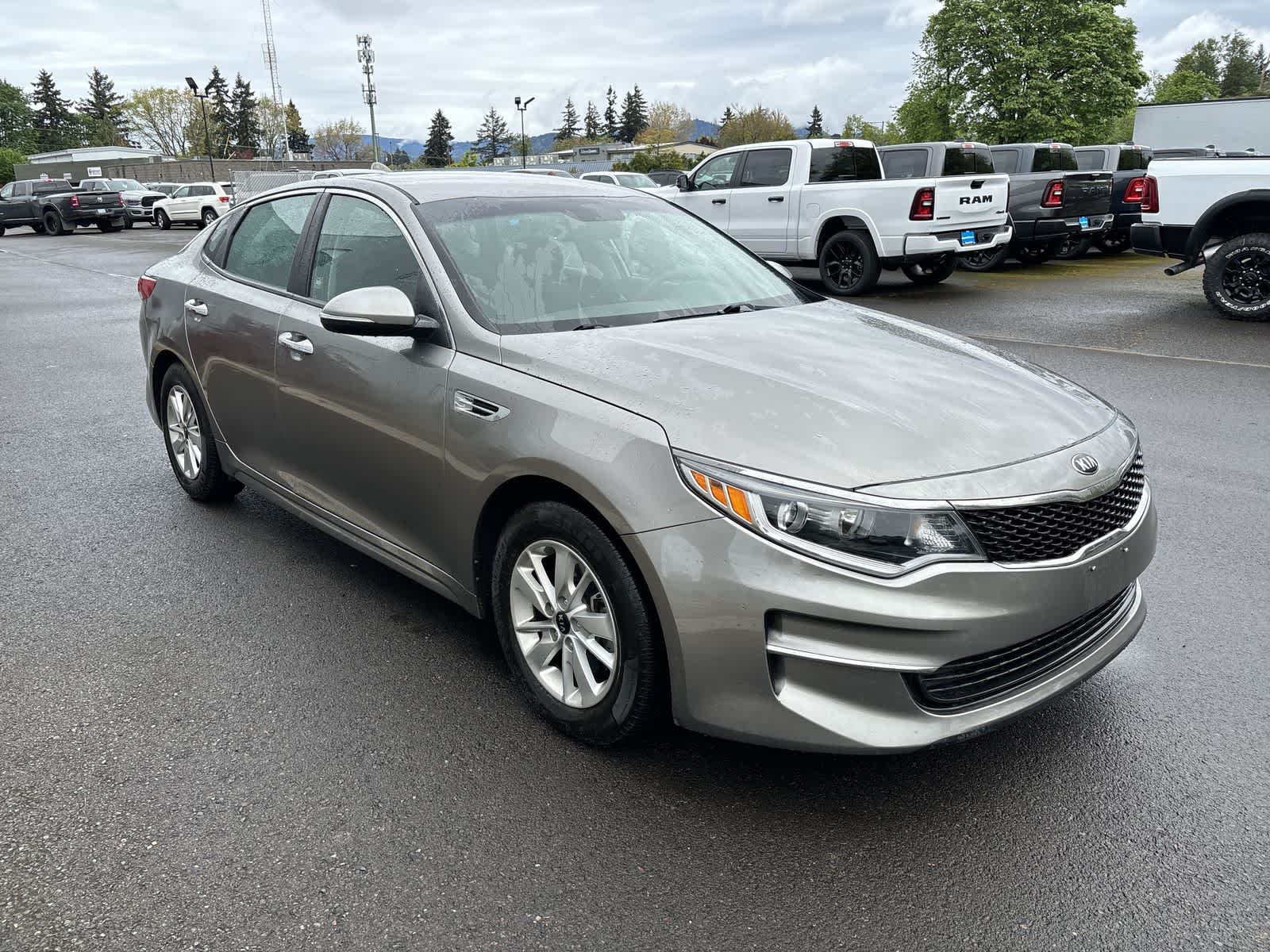 Thumbnail: 2016 Kia Optima - 6
