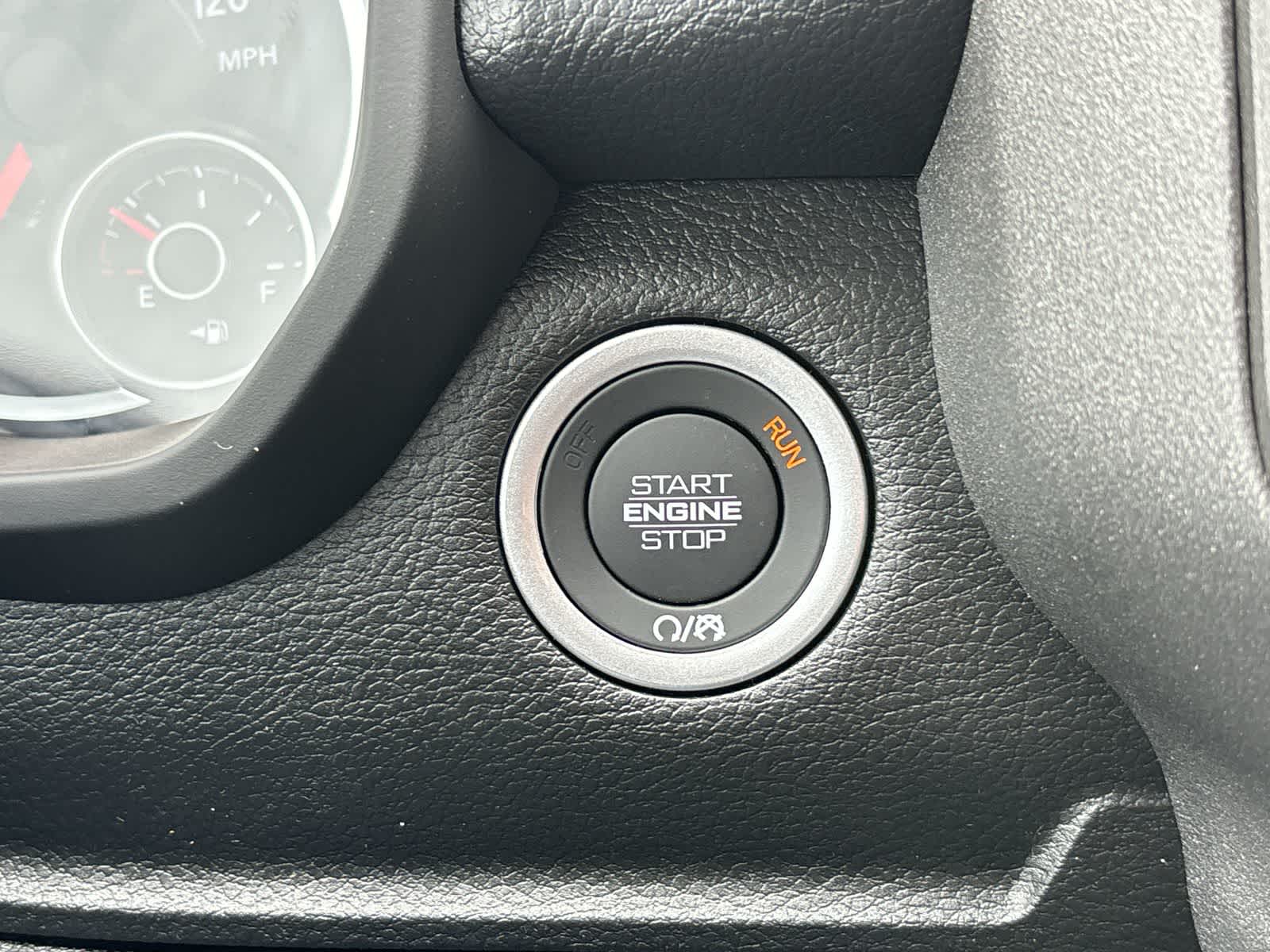 Thumbnail: 2026 RAM 1500 - 26