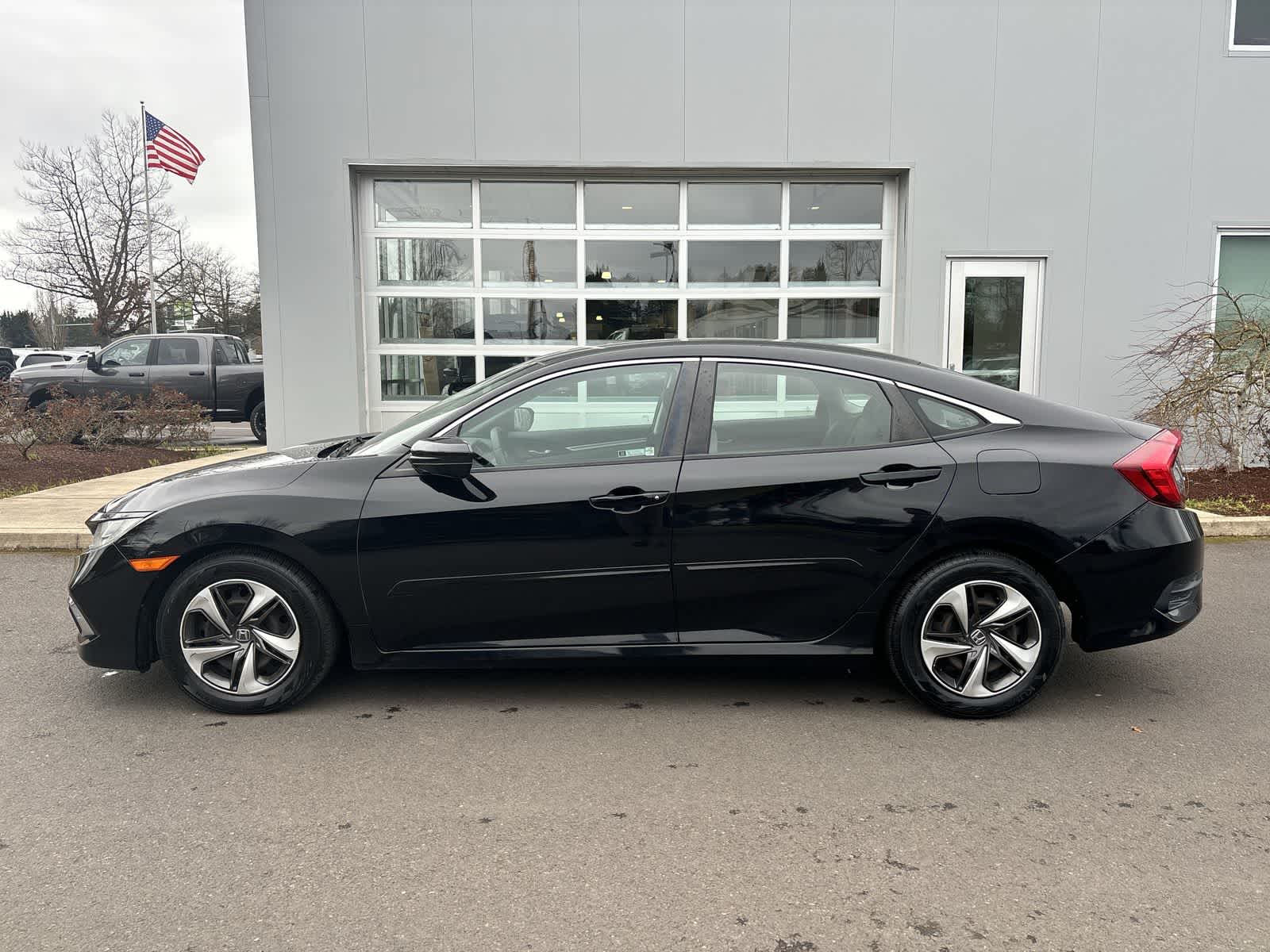 Thumbnail: 2019 Honda Civic - 2