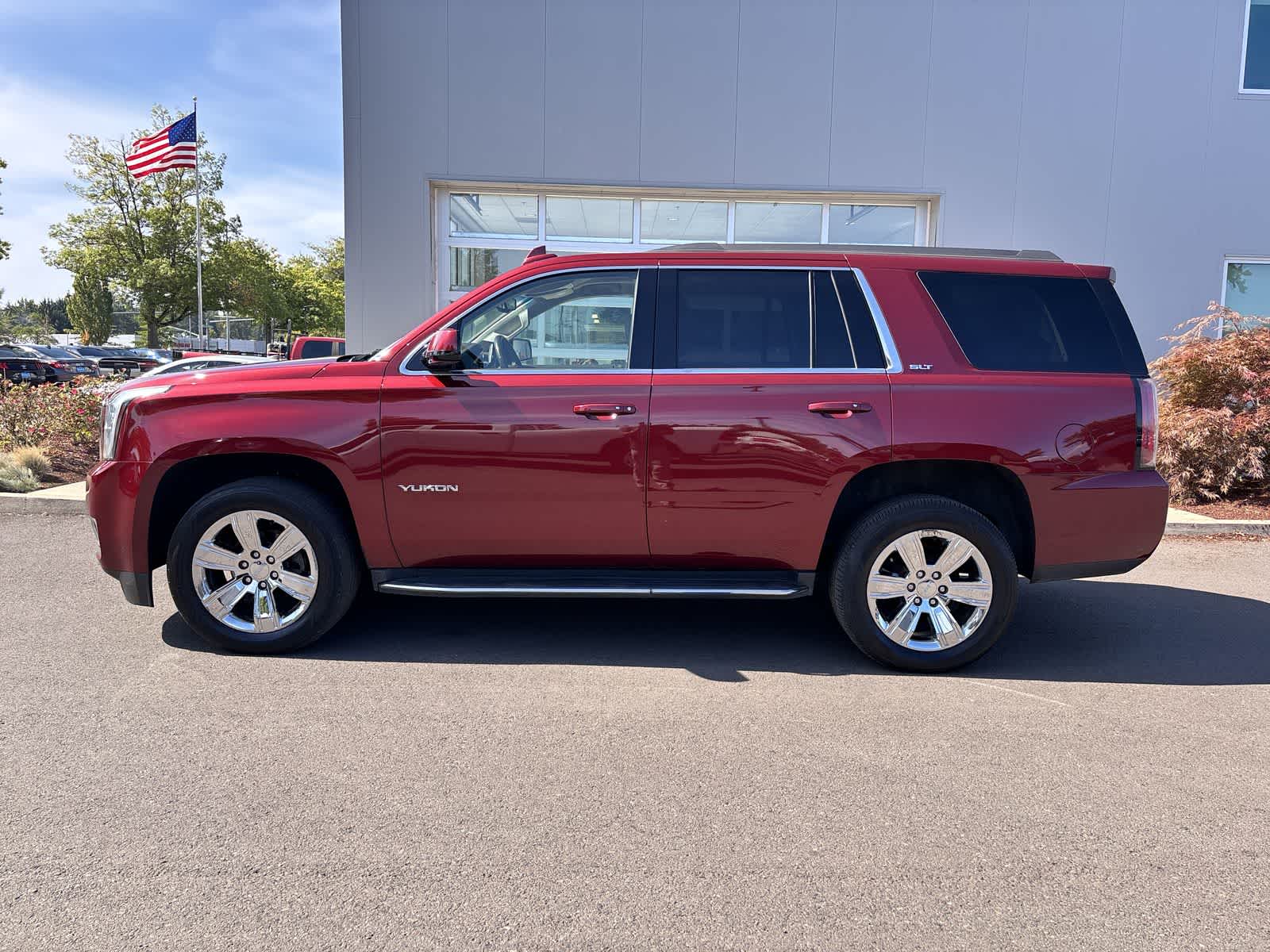 Used 2019 GMC Yukon SLT with VIN 1GKS2BKC0KR114024 for sale in Eugene, OR