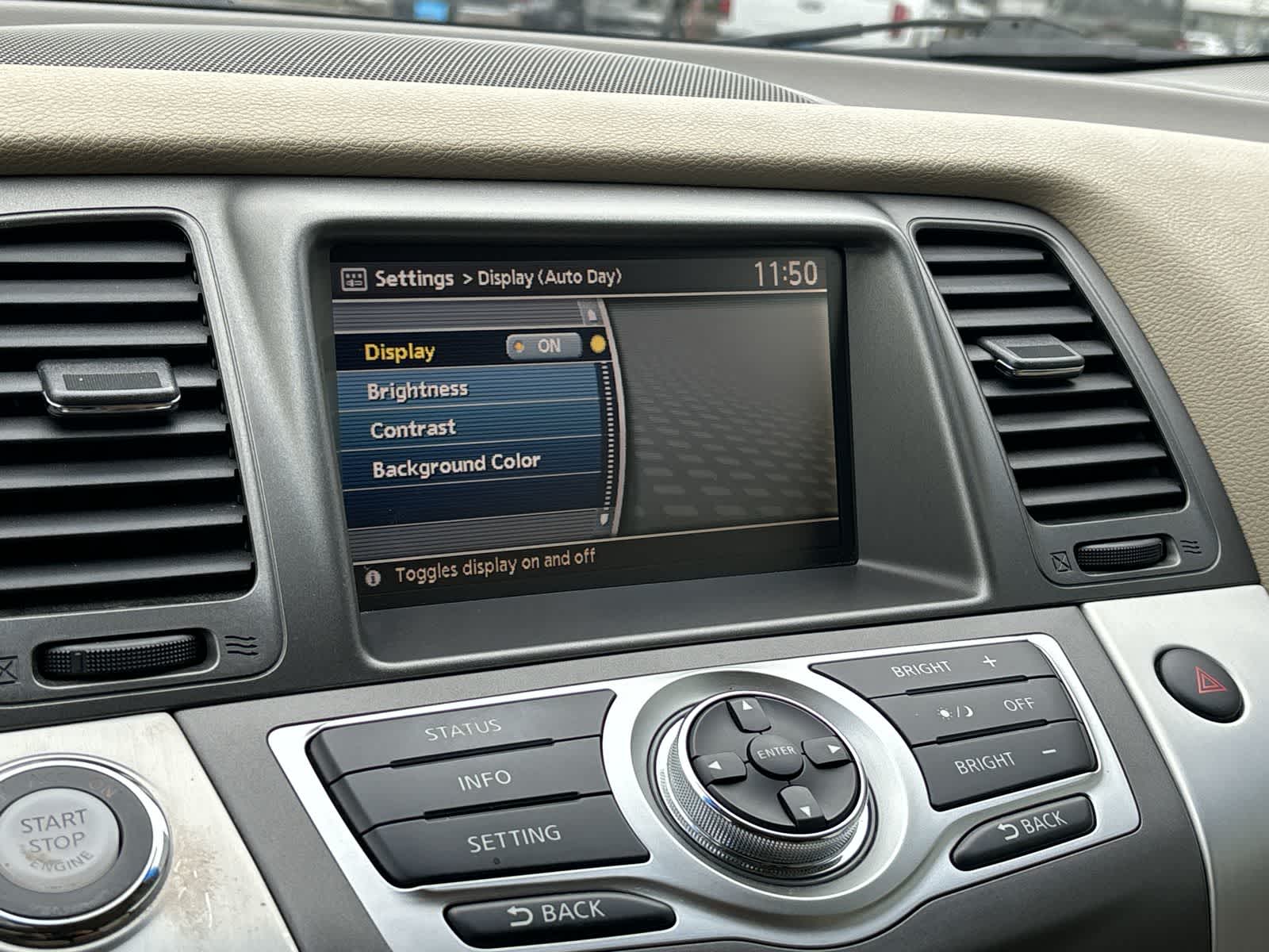 Thumbnail: 2011 Nissan Murano - 20