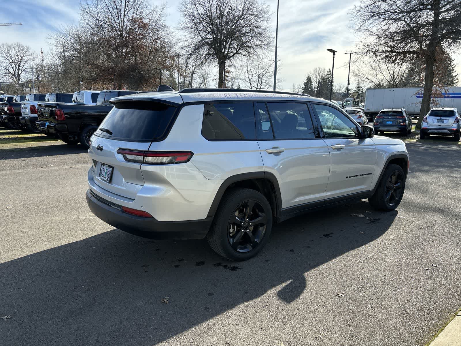 Thumbnail: 2023 Jeep Grand Cherokee - 4