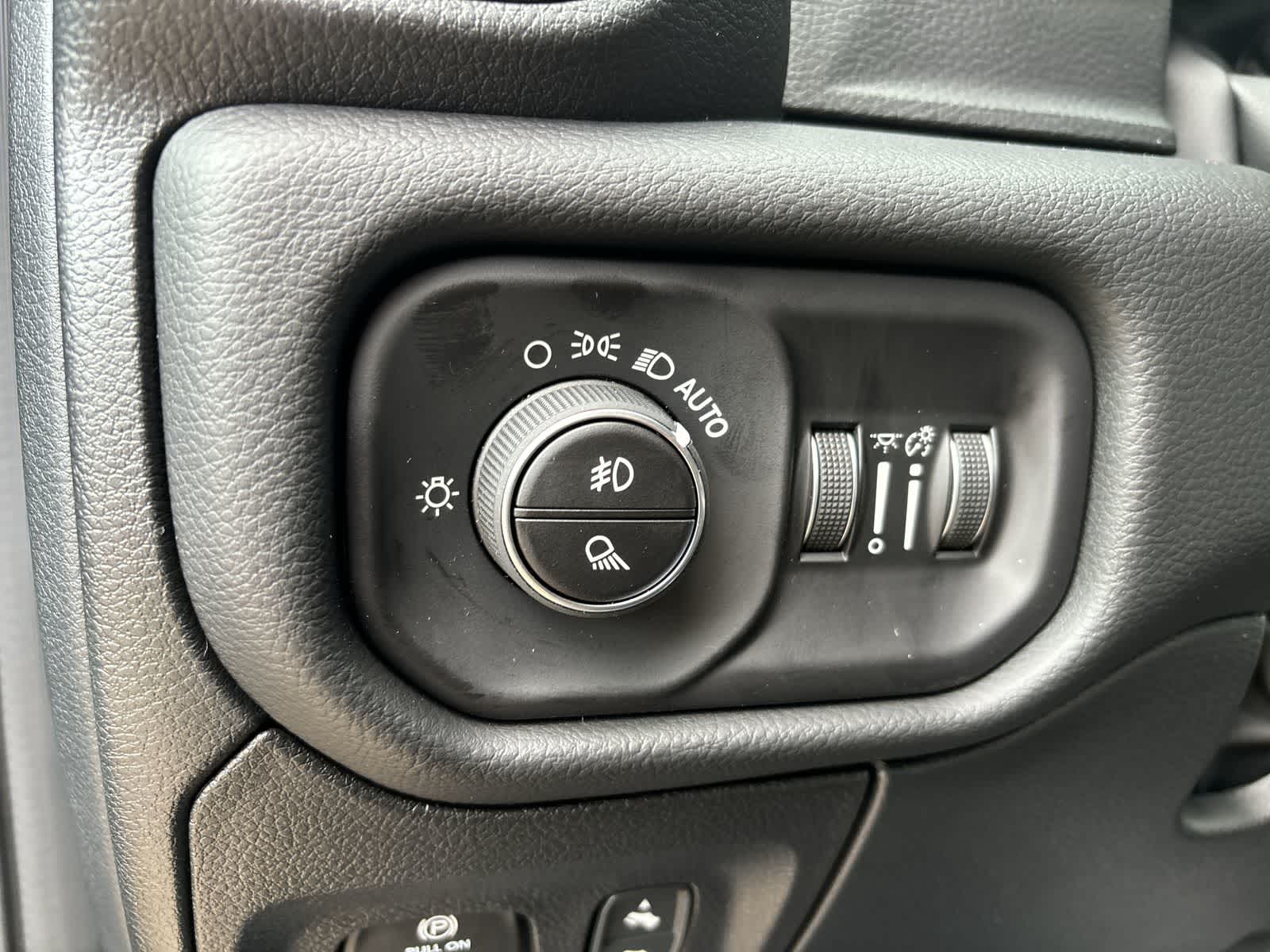 Thumbnail: 2026 RAM 1500 - 13