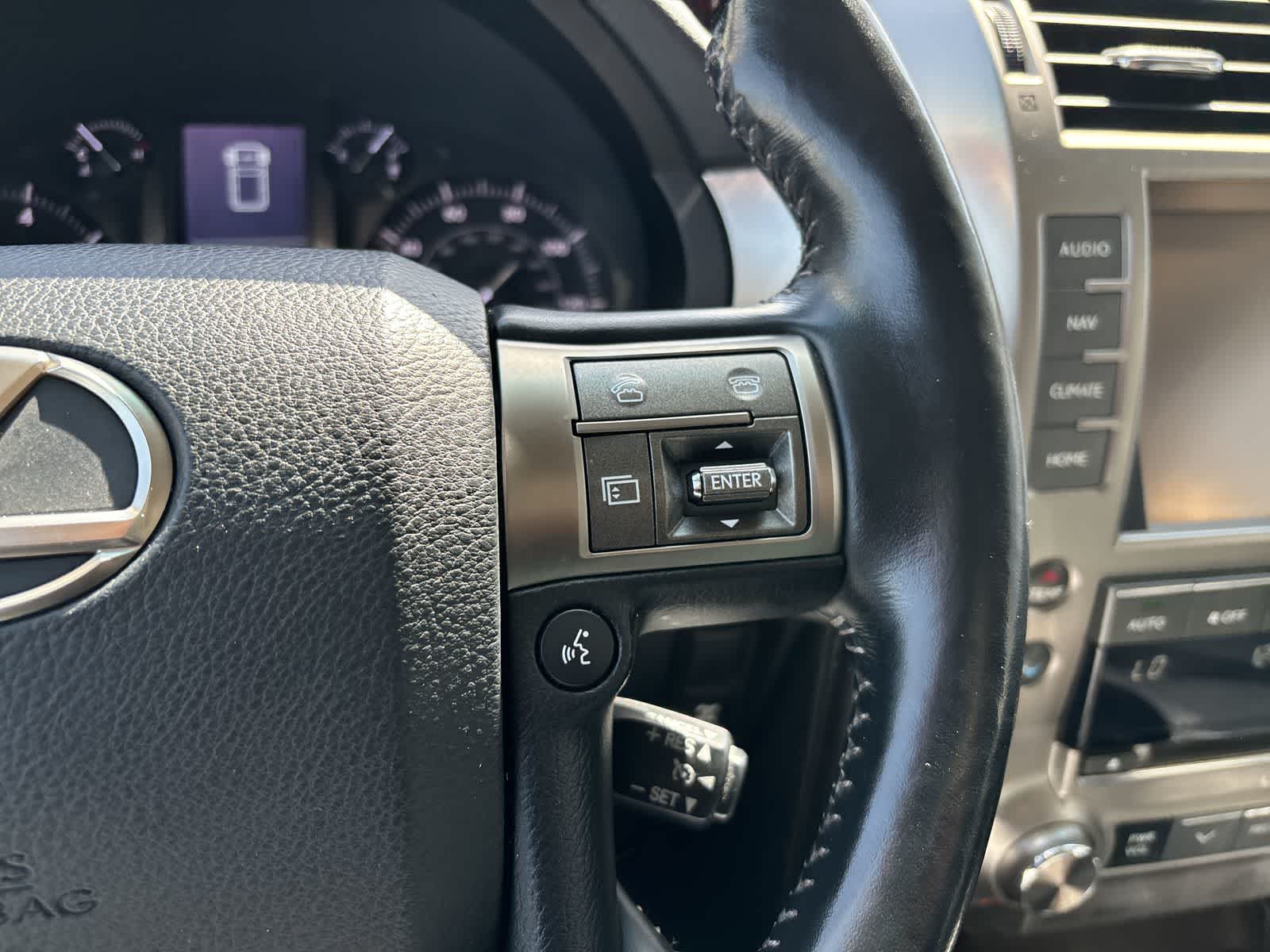 Thumbnail: 2014 Lexus GX - 15