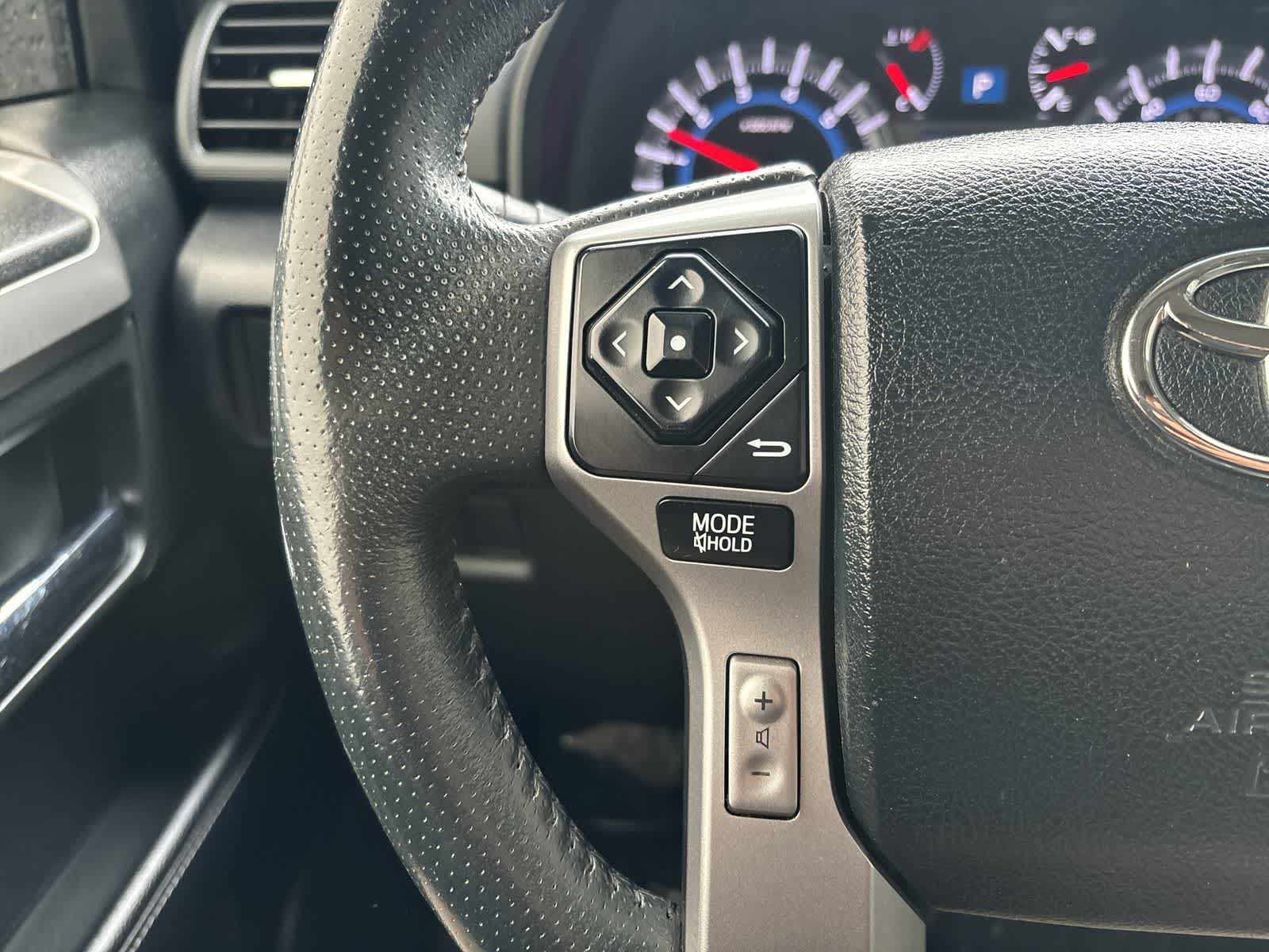 Thumbnail: 2019 Toyota 4Runner - 11