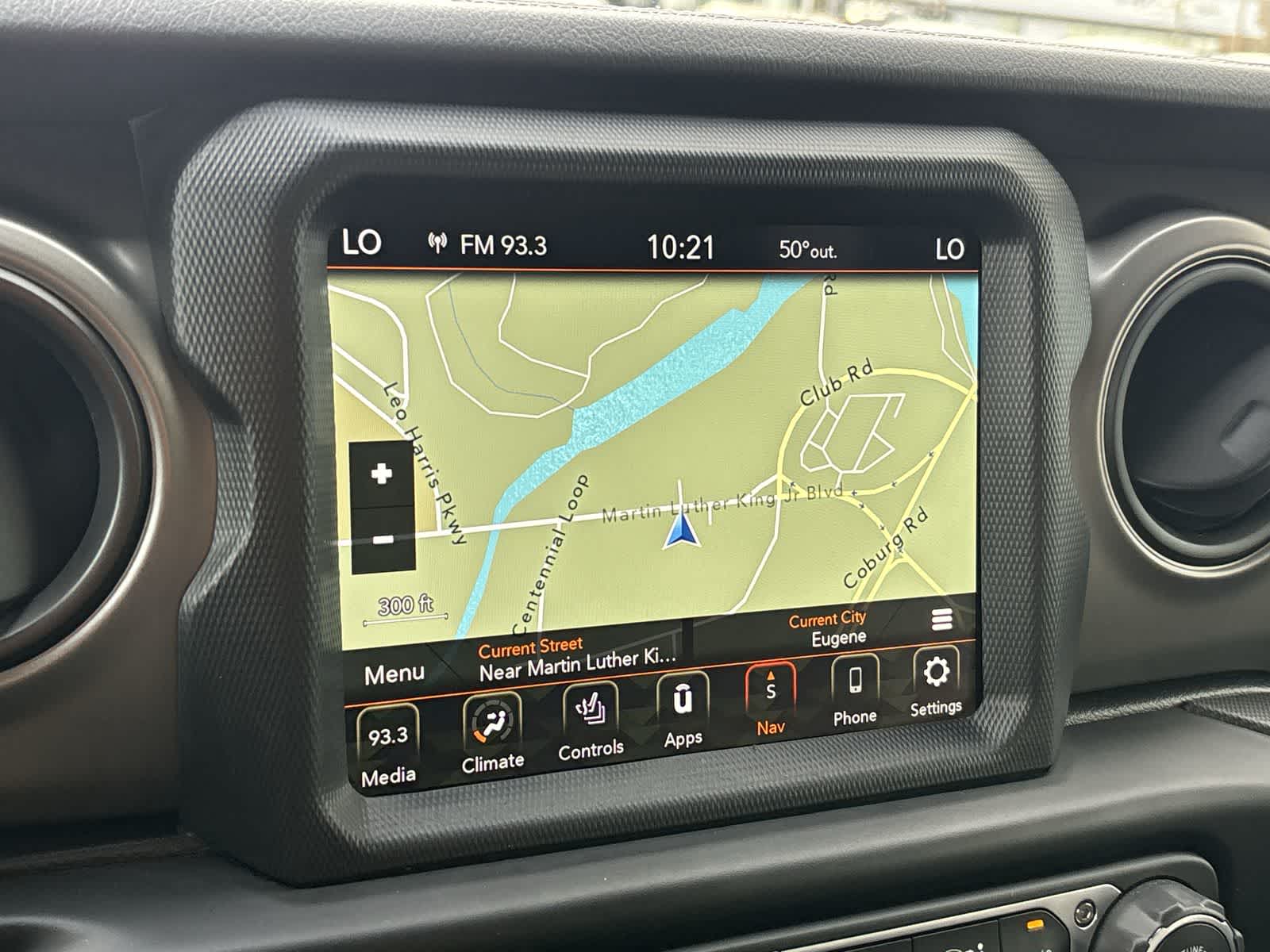 Thumbnail: 2022 Jeep Gladiator - 22