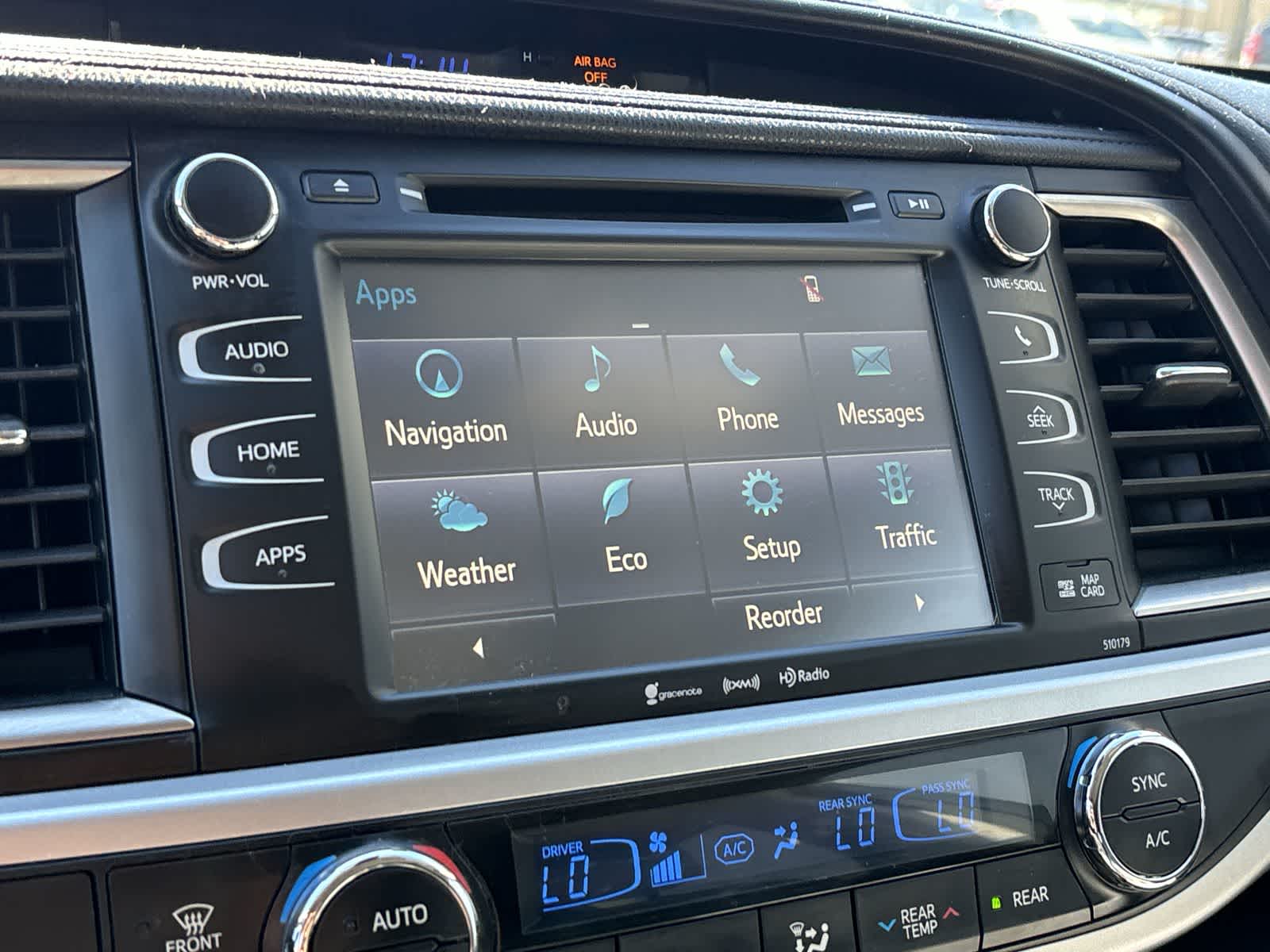 Thumbnail: 2017 Toyota Highlander - 16