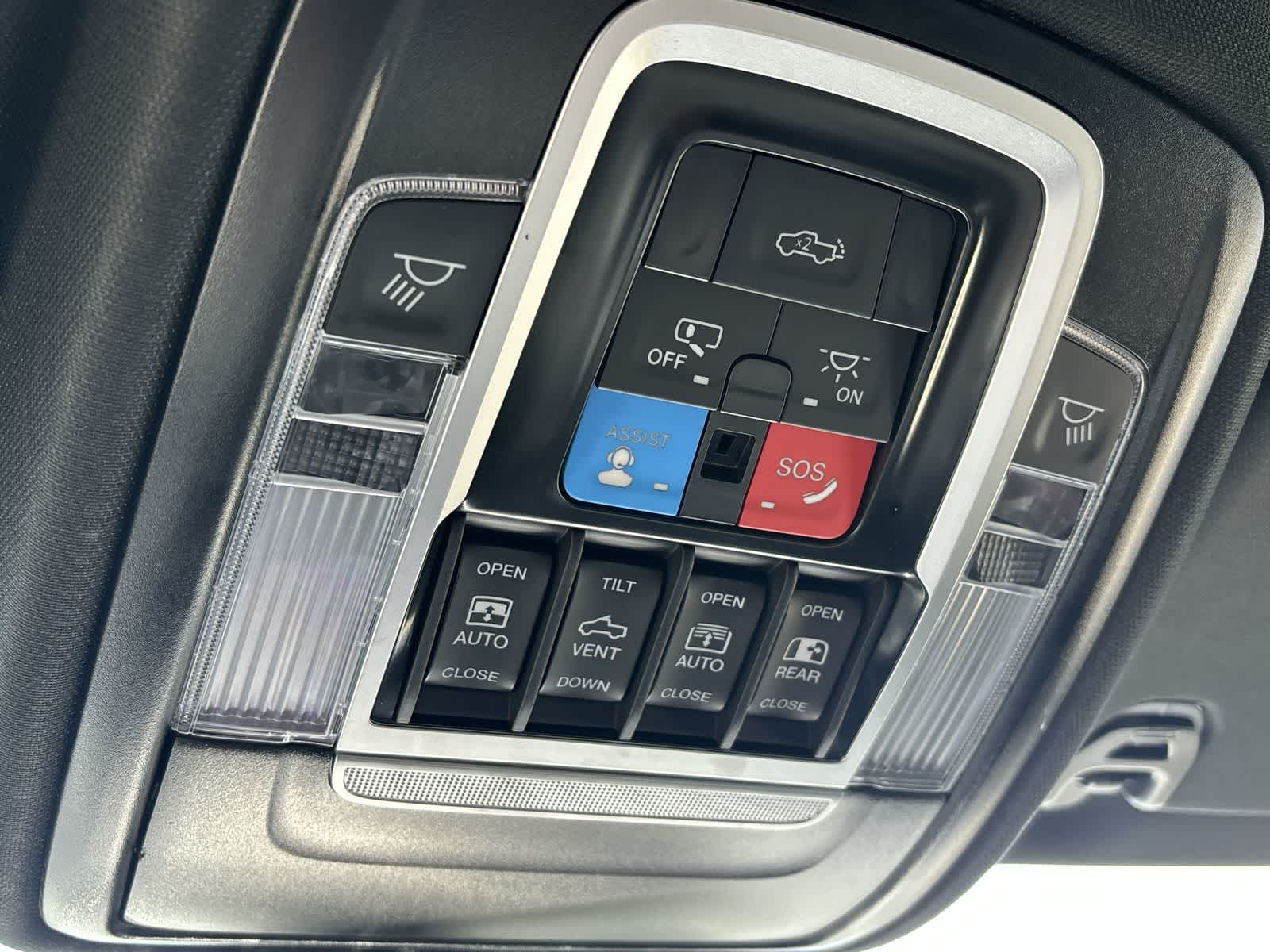 Thumbnail: 2025 RAM 1500 - 27