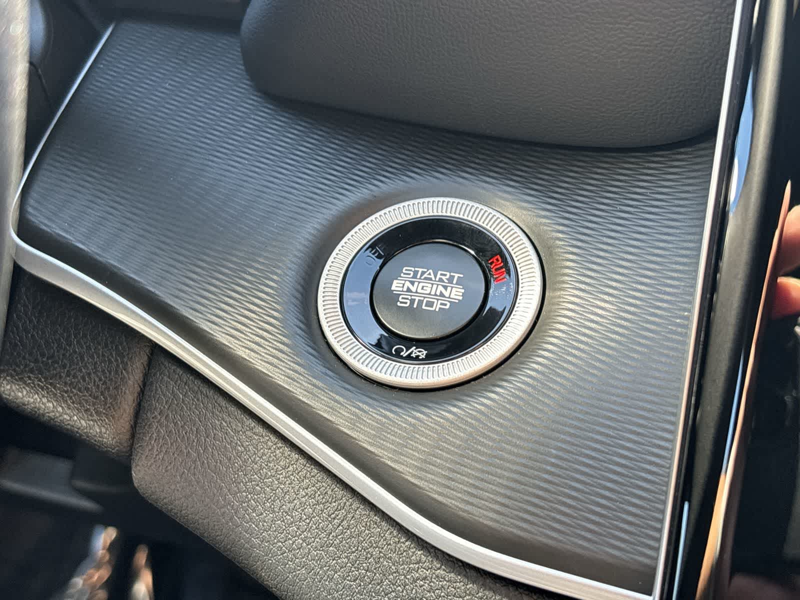 Thumbnail: 2025 Jeep Grand Cherokee - 24