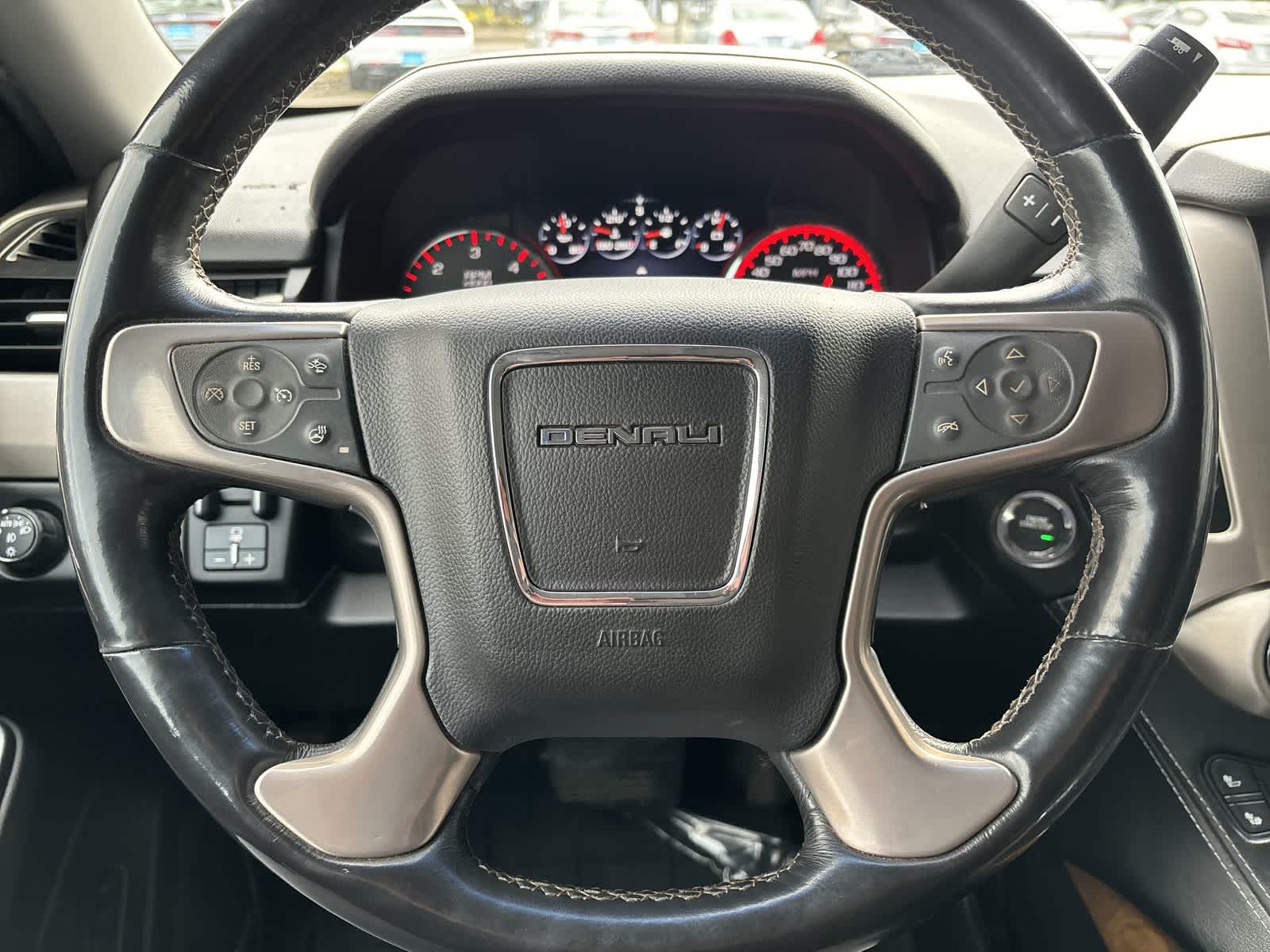 Thumbnail: 2015 GMC Yukon - 10