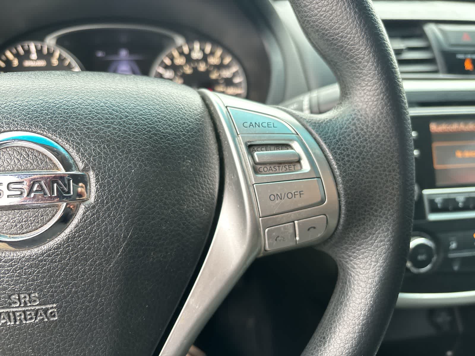 Thumbnail: 2016 Nissan Altima - 8