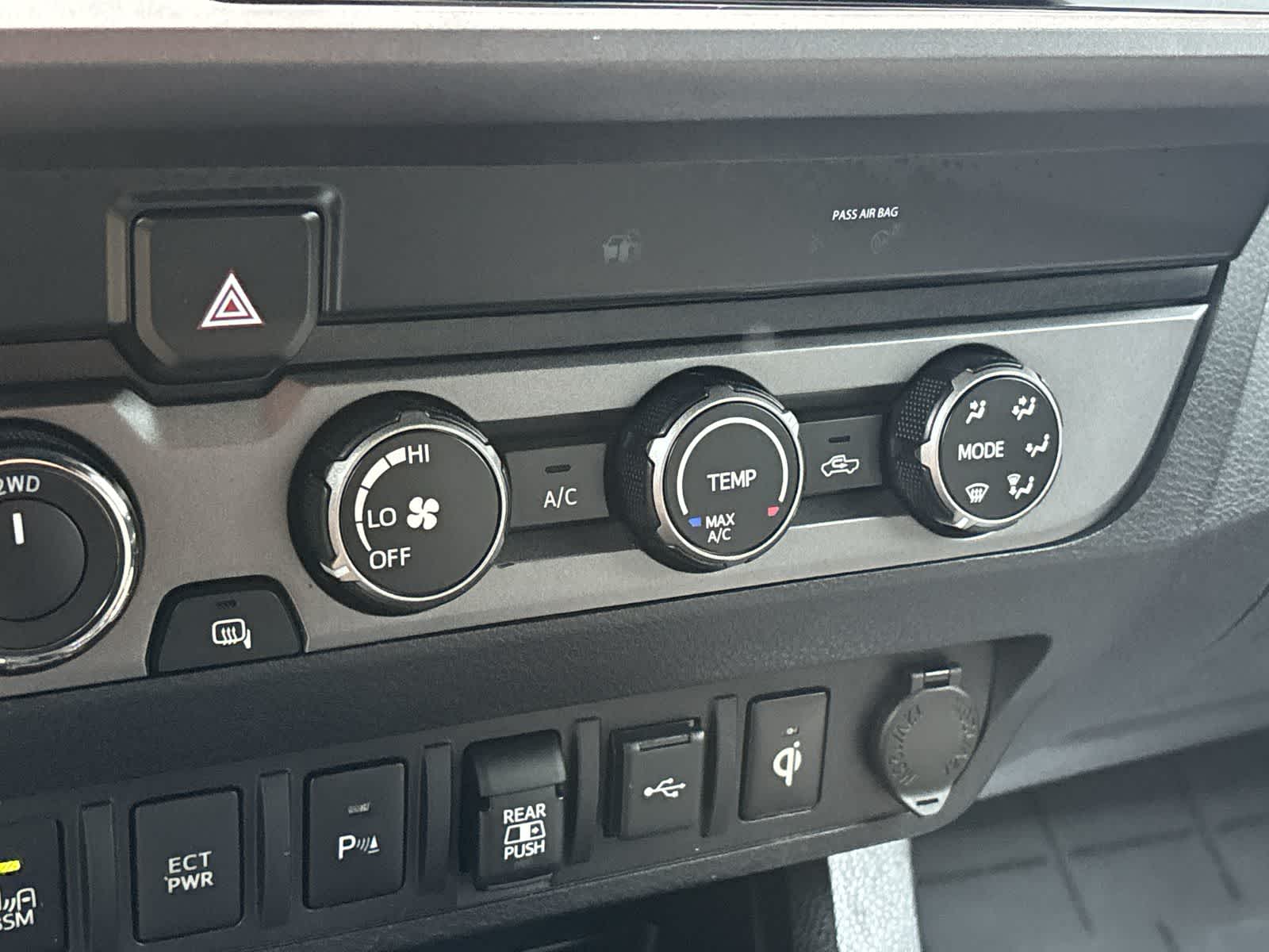 Thumbnail: 2020 Toyota Tacoma - 22