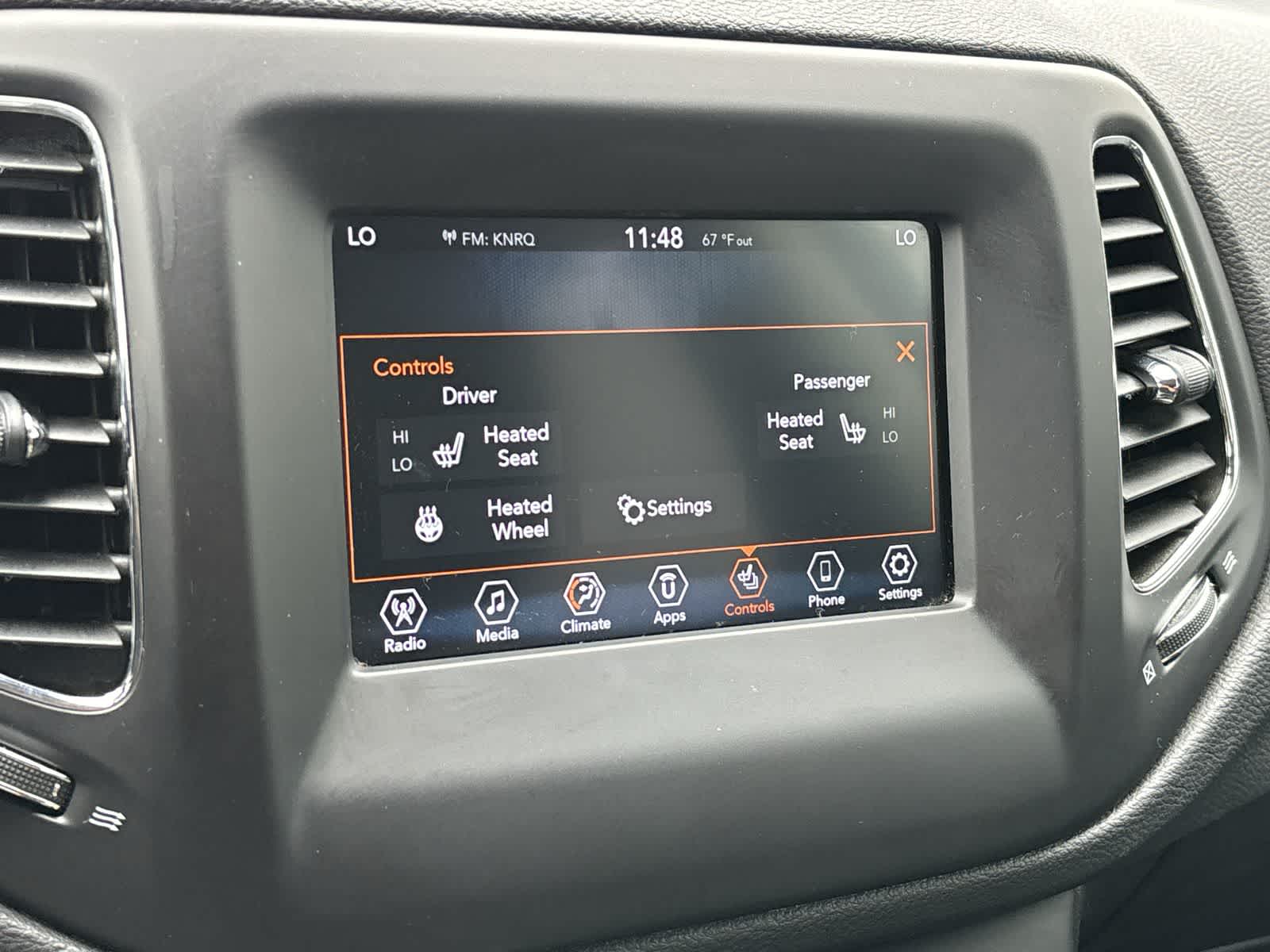 Thumbnail: 2019 Jeep Compass - 18