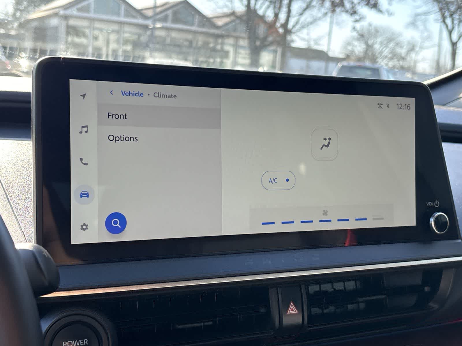 Thumbnail: 2024 Toyota Prius Prime - 19