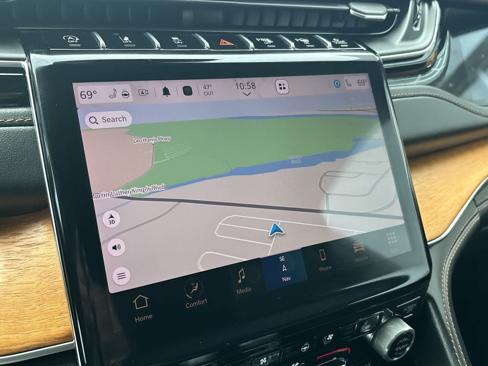 Thumbnail: 2023 Jeep Grand Cherokee - 21