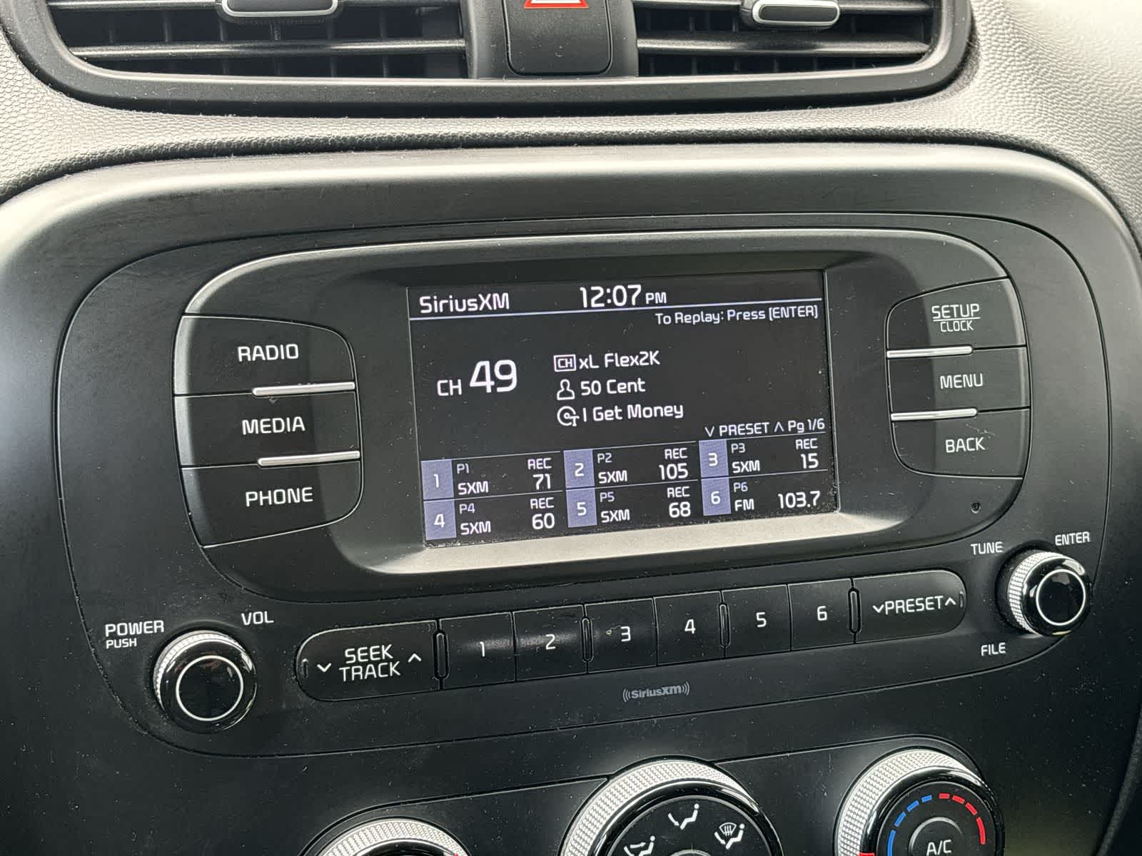 Thumbnail: 2017 Kia Soul - 13