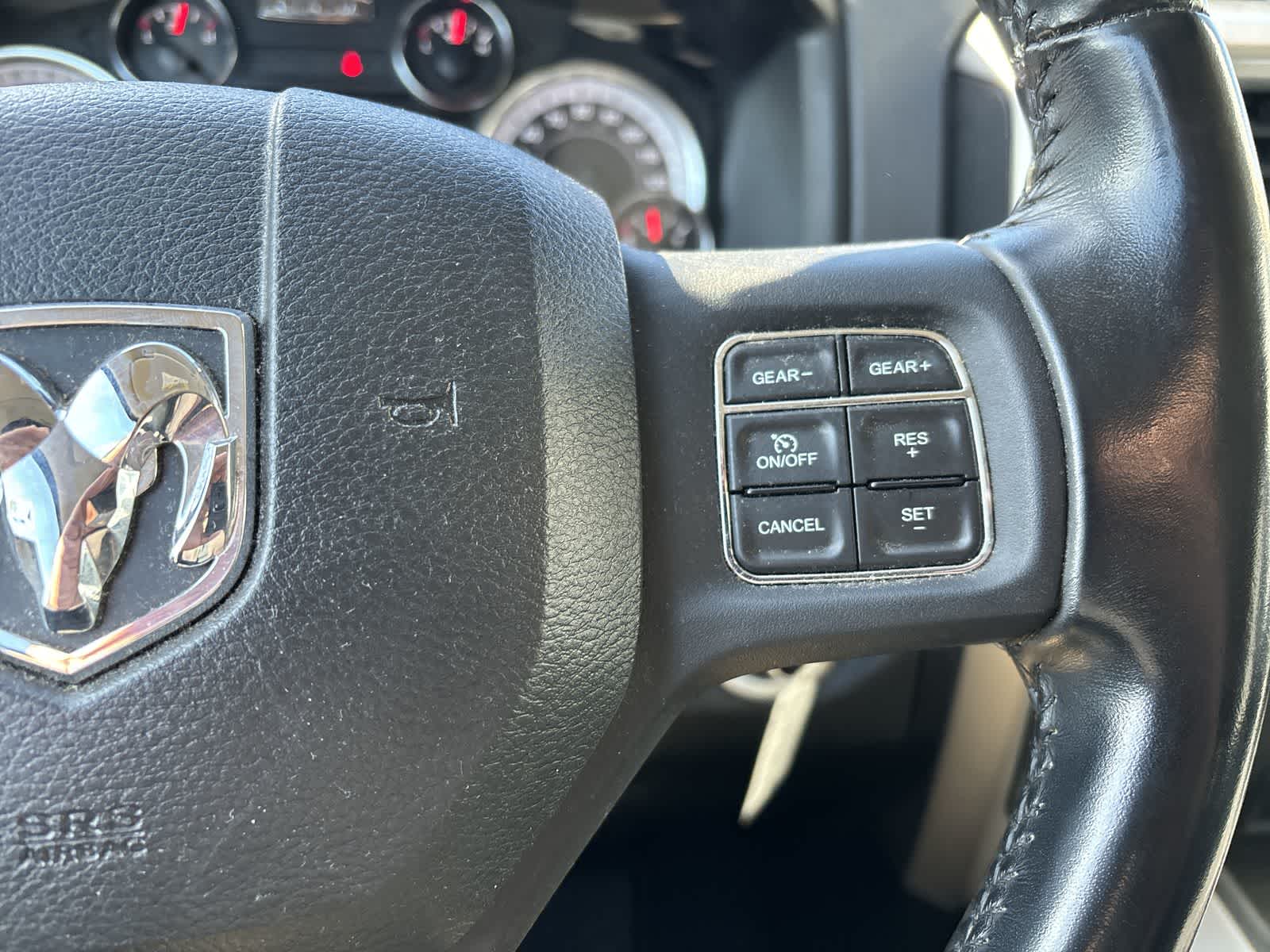 Thumbnail: 2020 RAM 1500 Classic - 10