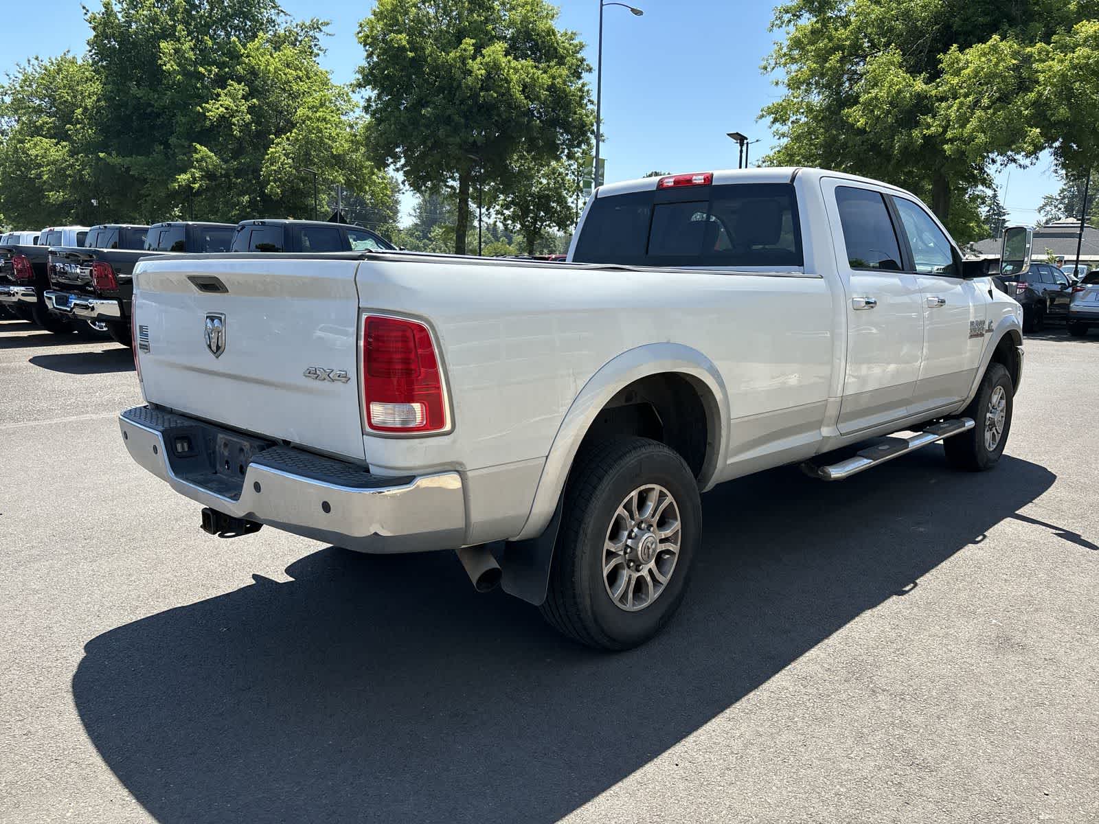 2014 RAM 3500 Laramie 4