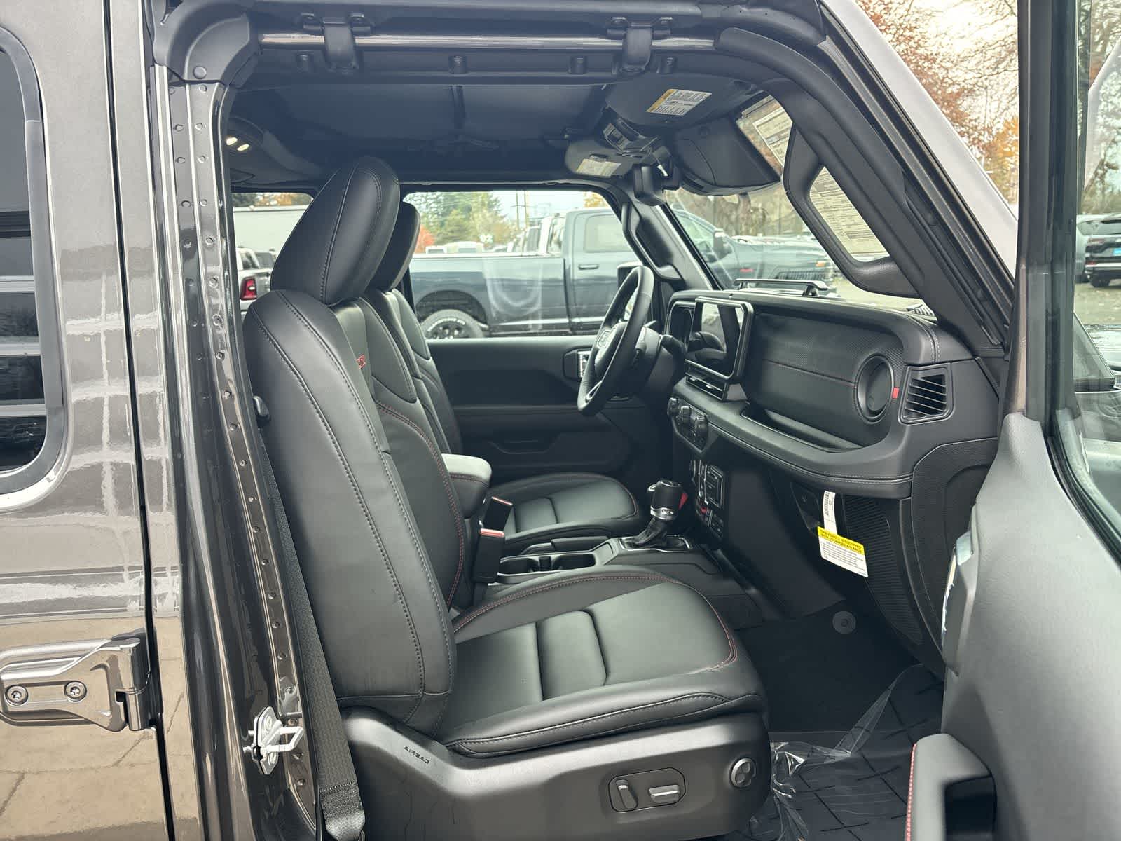 Thumbnail: 2026 Jeep Gladiator - 9