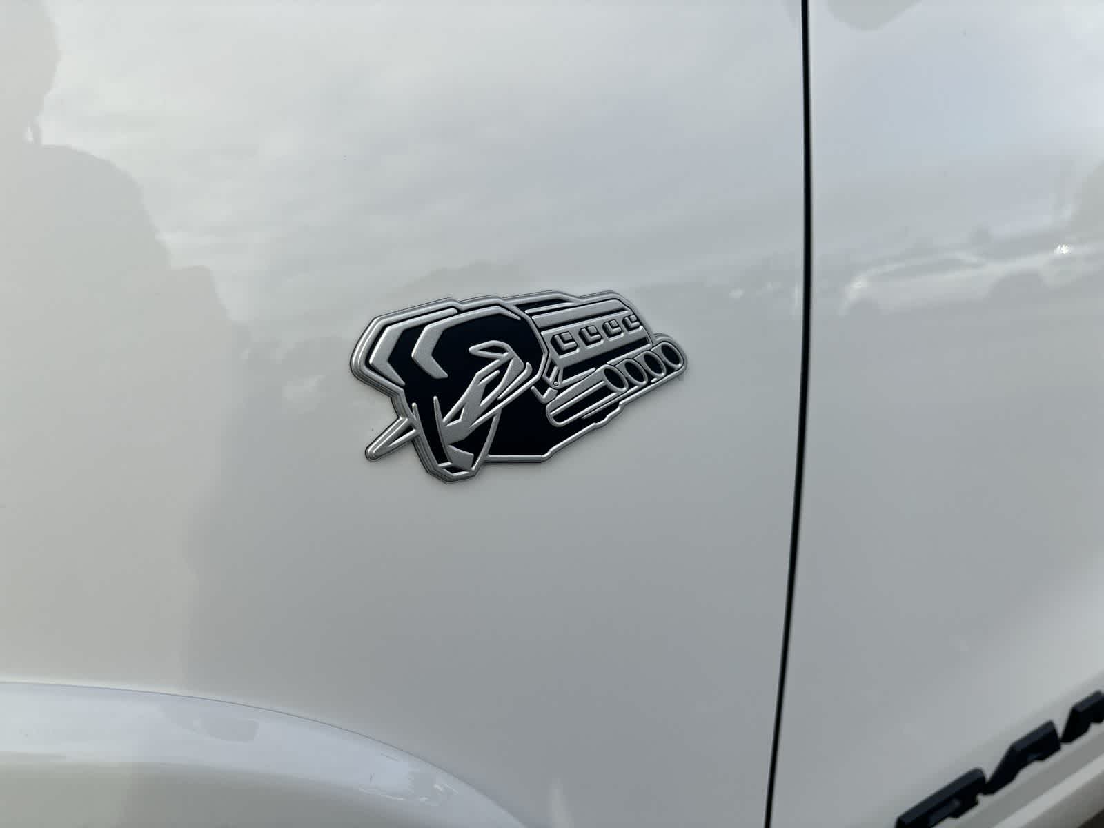 Thumbnail: 2026 RAM 1500 - 9