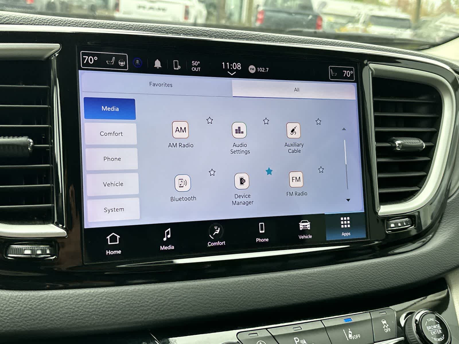 Thumbnail: 2023 Chrysler Pacifica - 16