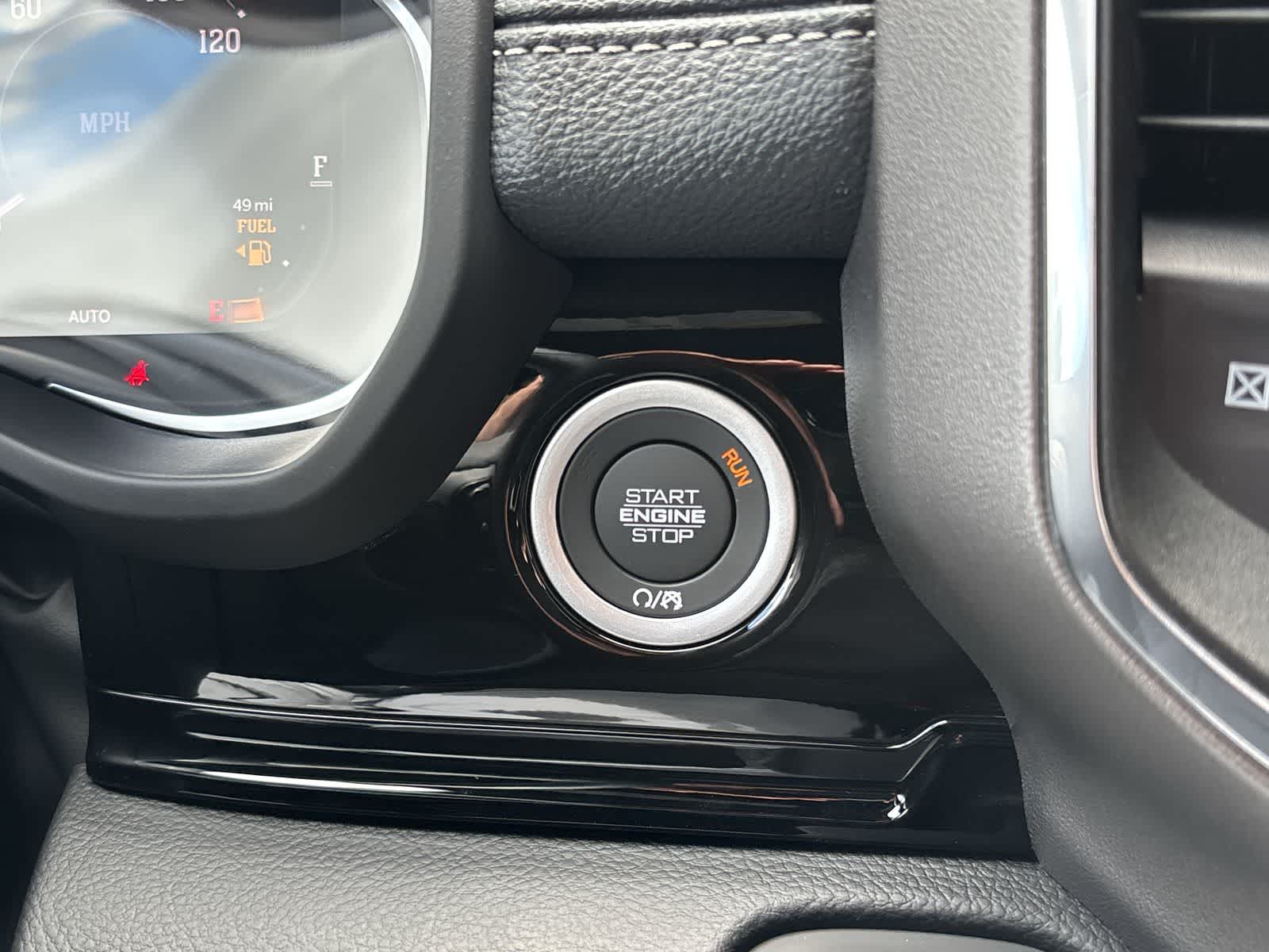 Thumbnail: 2026 RAM 1500 - 25