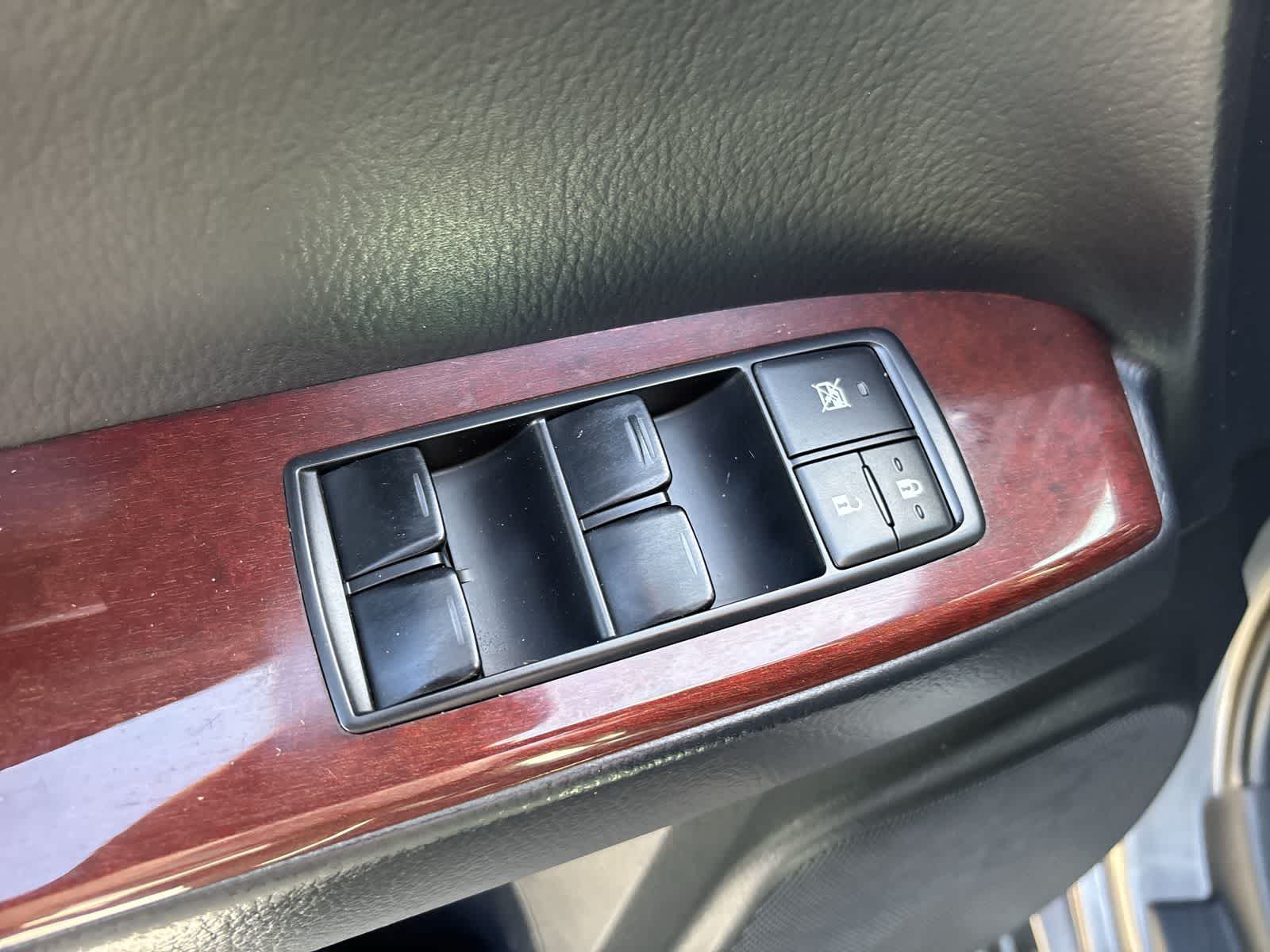 Thumbnail: 2014 Lexus GX - 10