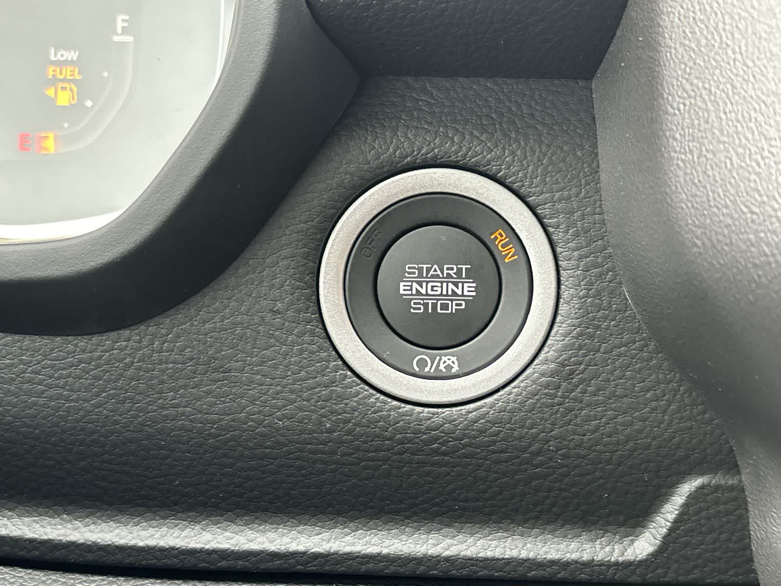 Thumbnail: 2026 RAM 1500 - 17