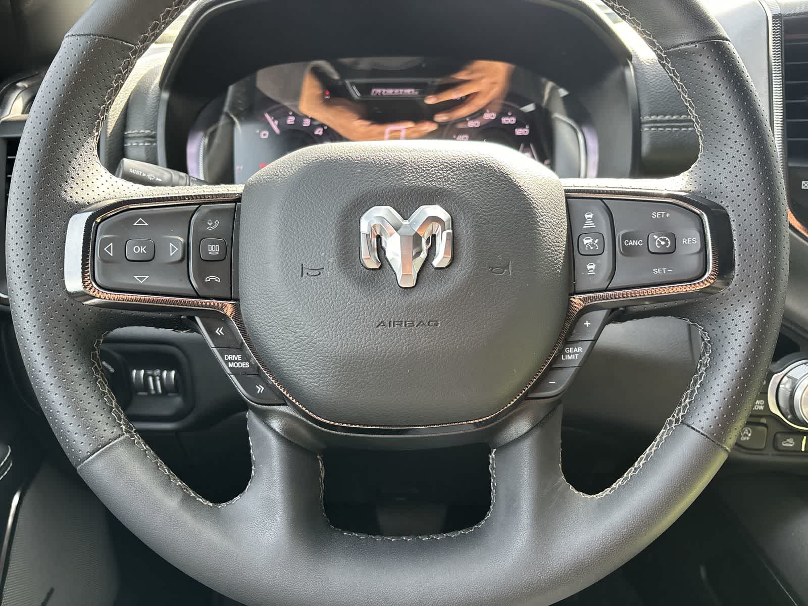 Thumbnail: 2025 RAM 1500 - 9