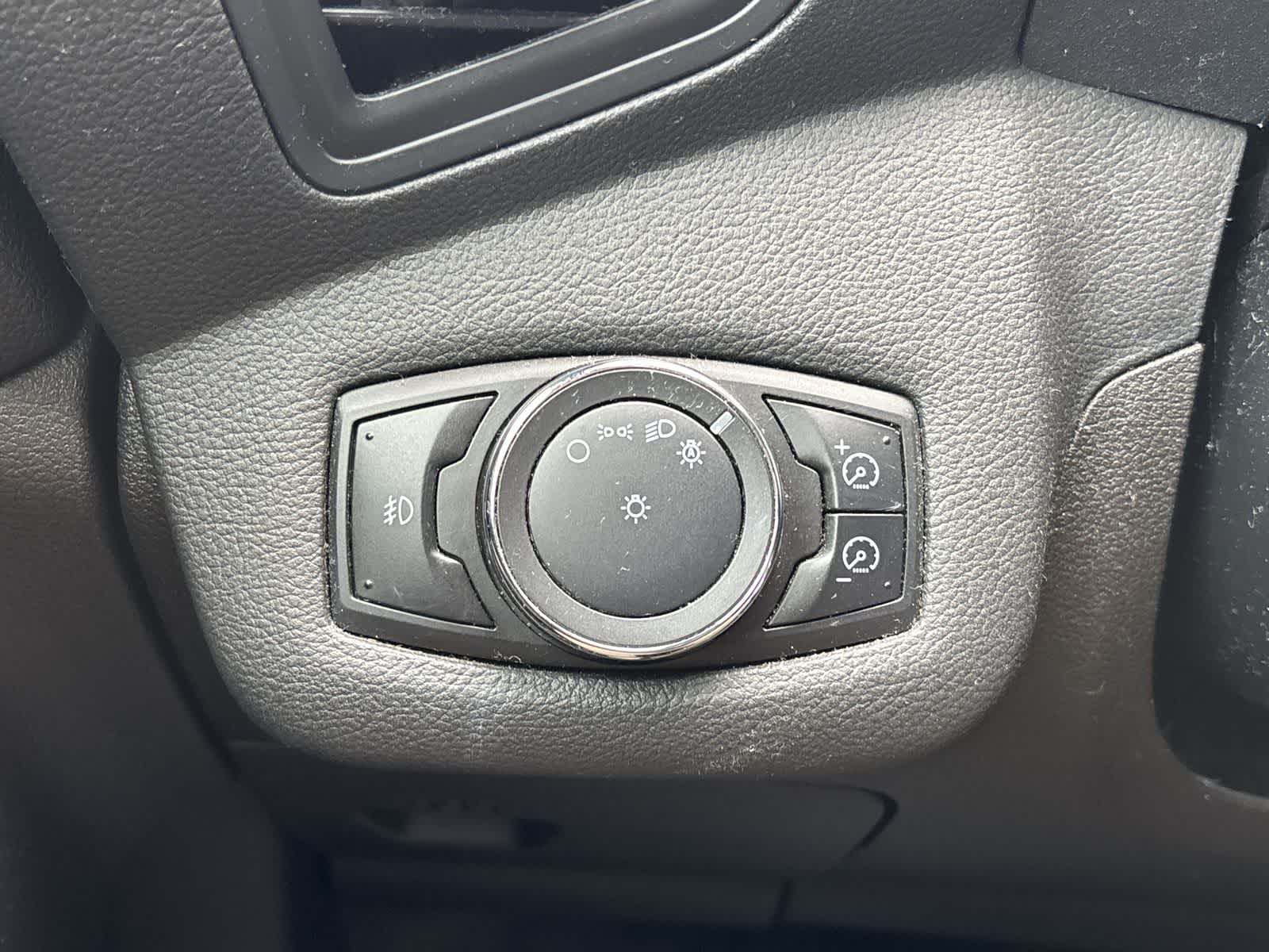 Thumbnail: 2013 Ford Escape - 7