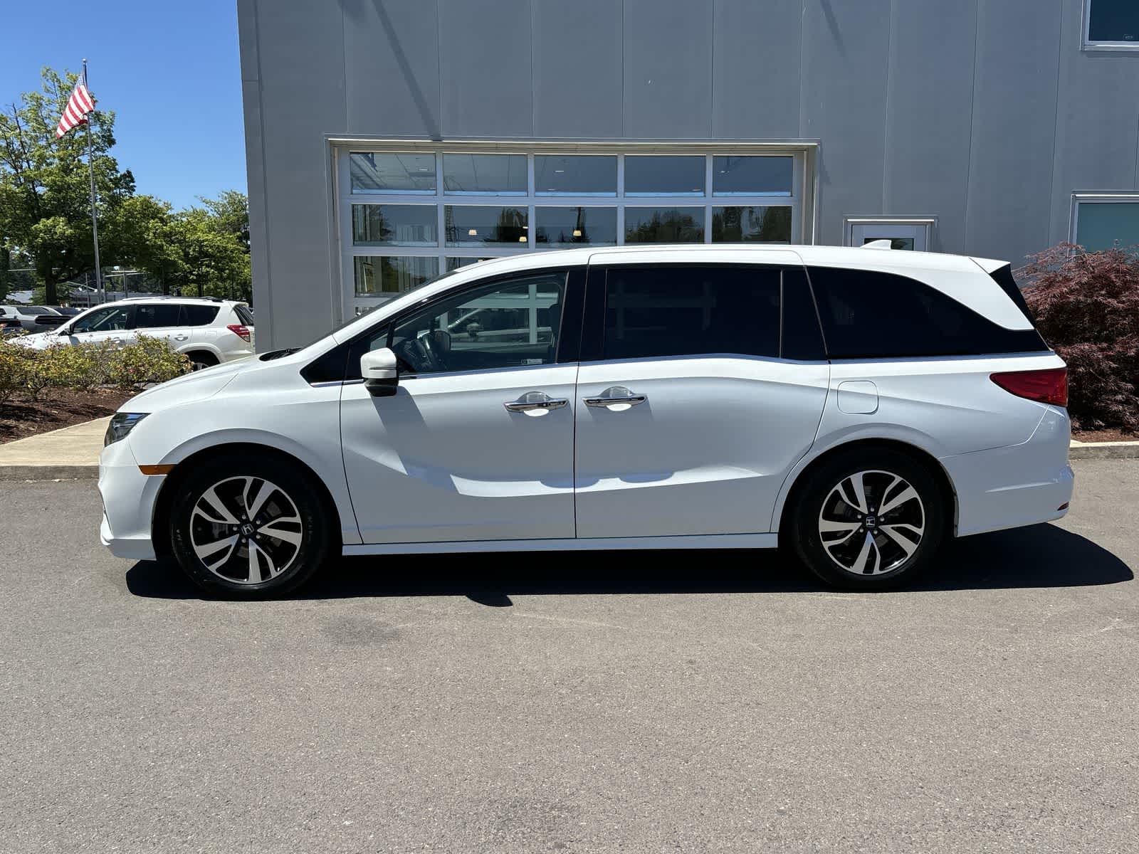 Thumbnail: 2020 Honda Odyssey - 2