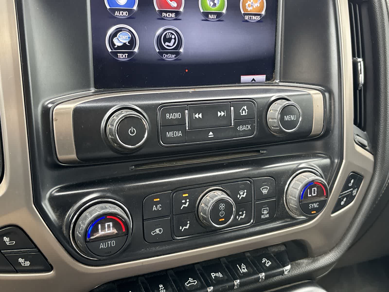 Thumbnail: 2015 GMC Sierra 2500 - 15