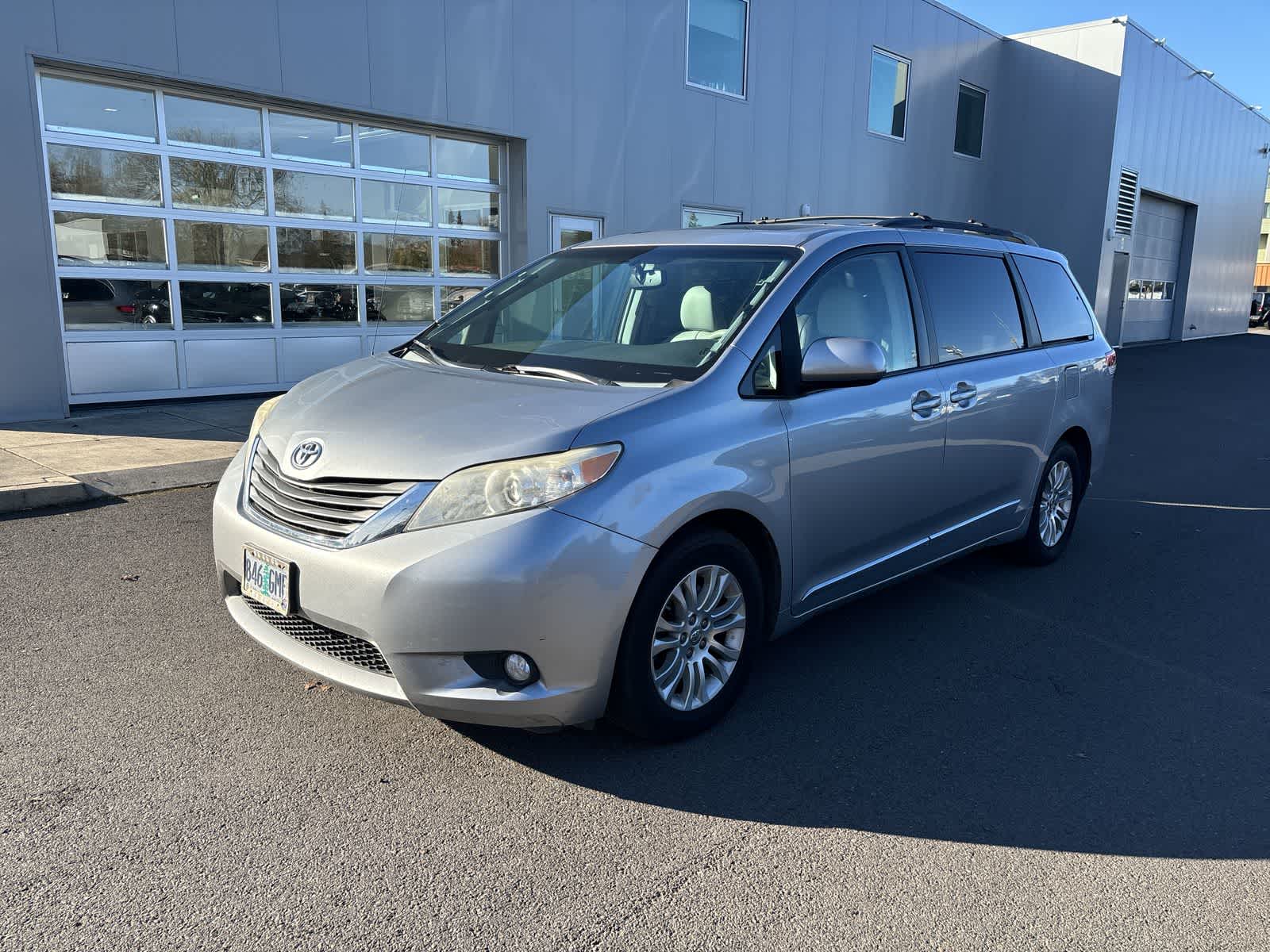 2013 Toyota Sienna XLE -
                  Eugene, OR