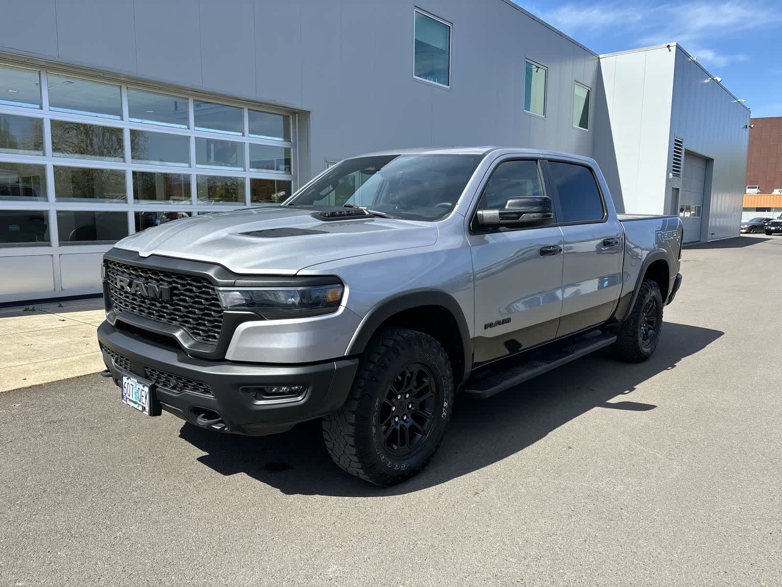 Thumbnail: 2025 RAM 1500 - 1