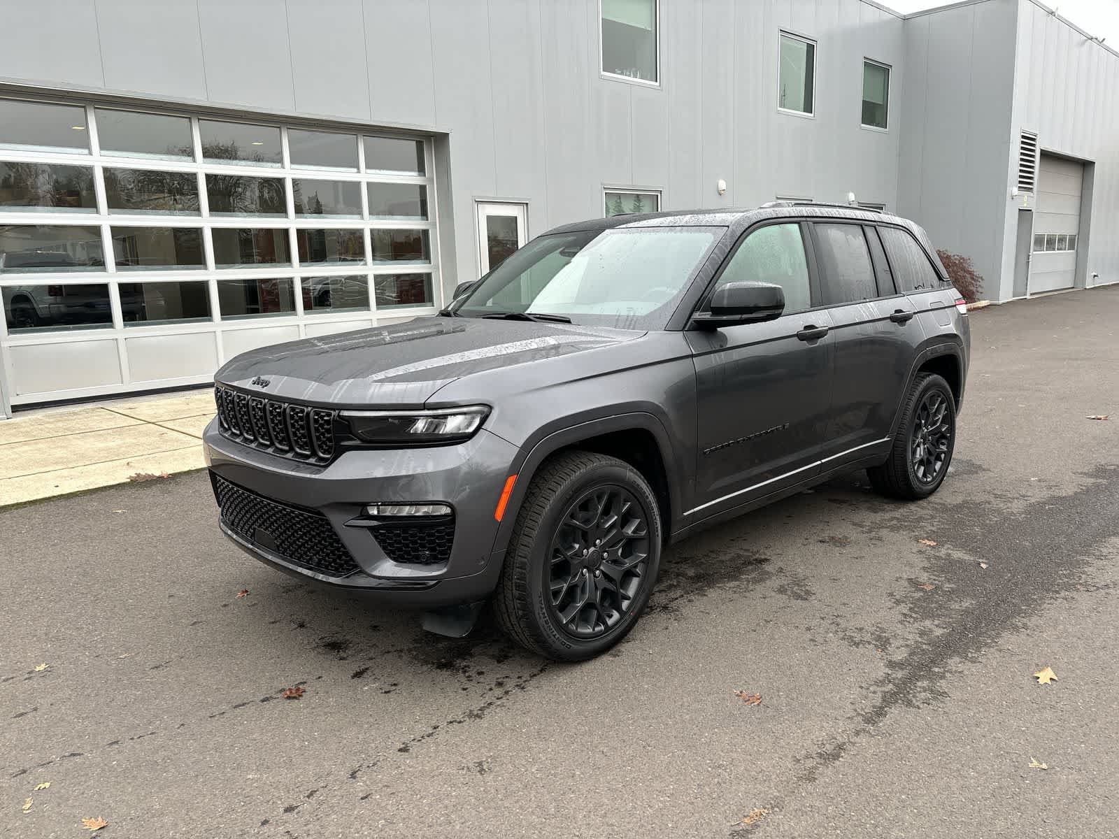 Thumbnail: 2025 Jeep Grand Cherokee - 1