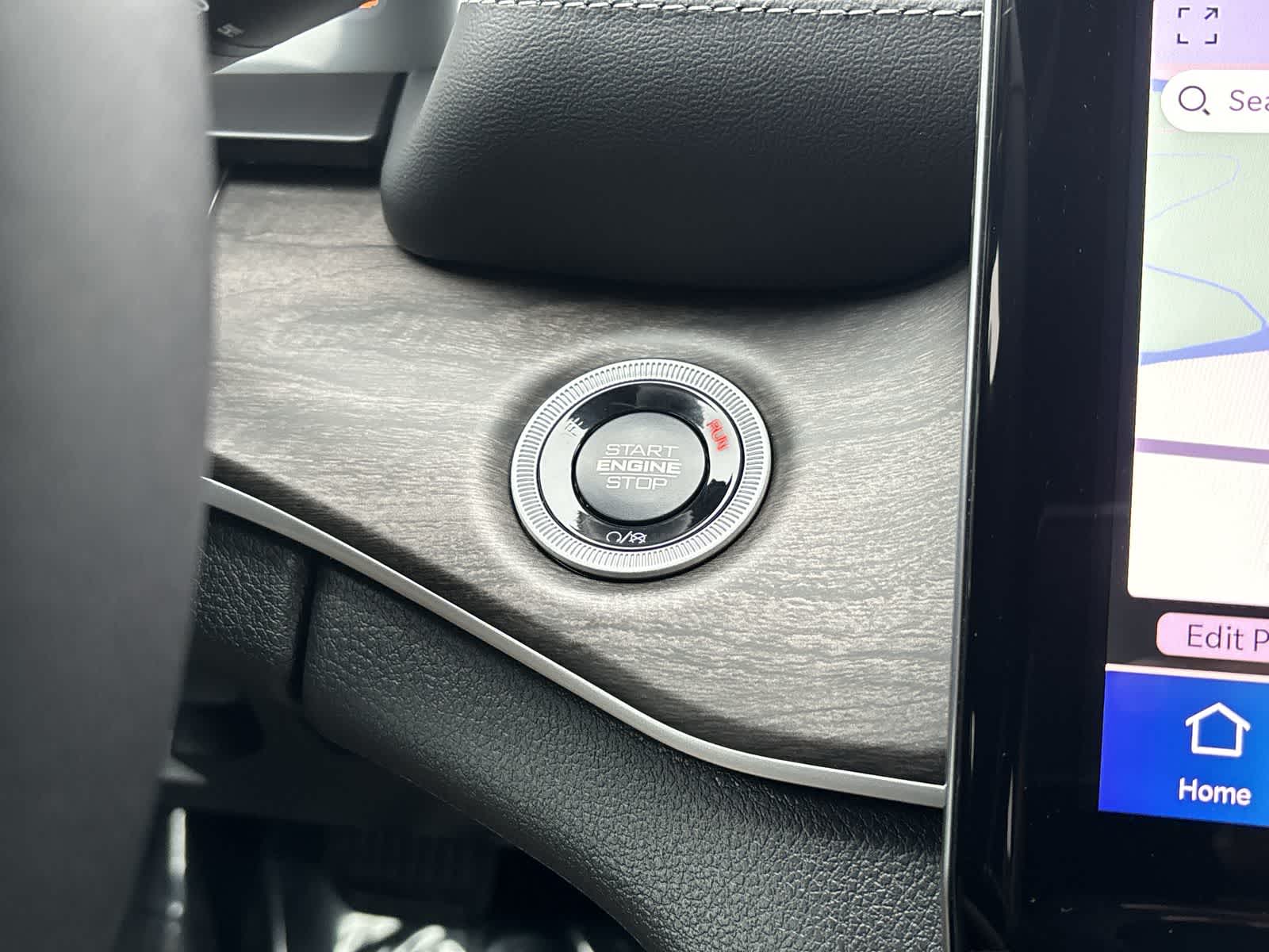 Thumbnail: 2025 Jeep Grand Cherokee - 25