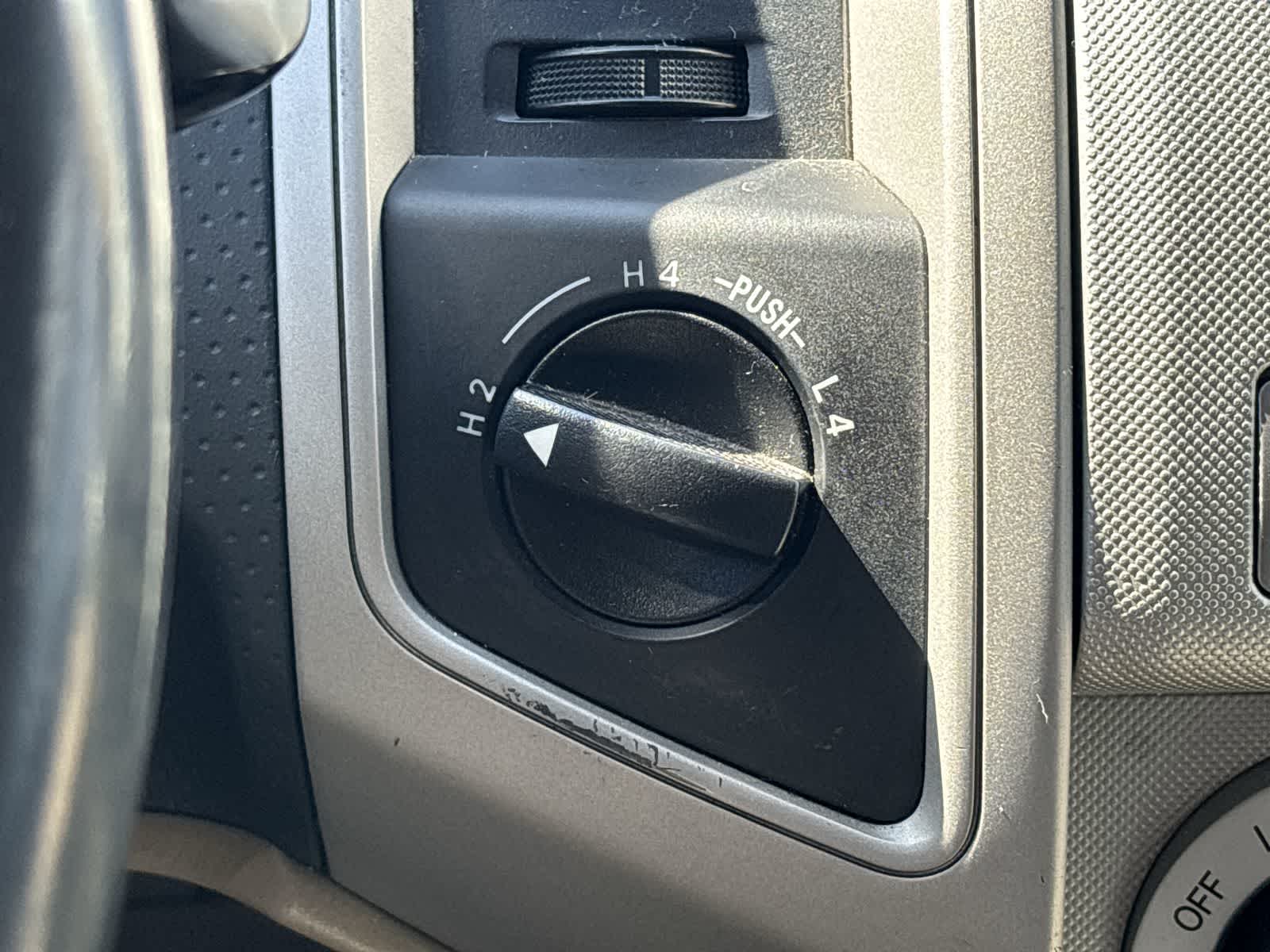 Thumbnail: 2009 Toyota Tacoma - 23