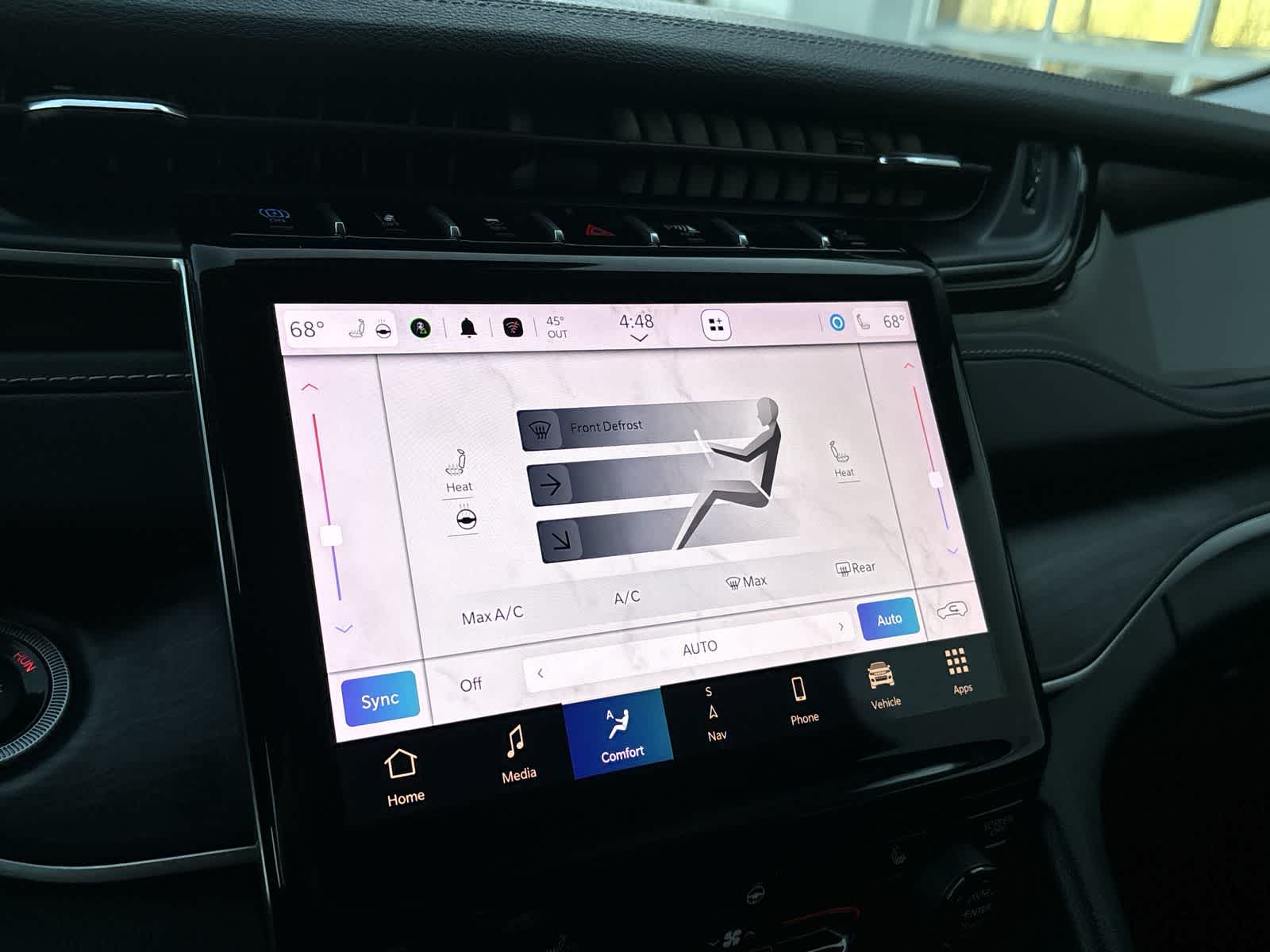 Thumbnail: 2024 Jeep Grand Cherokee - 19