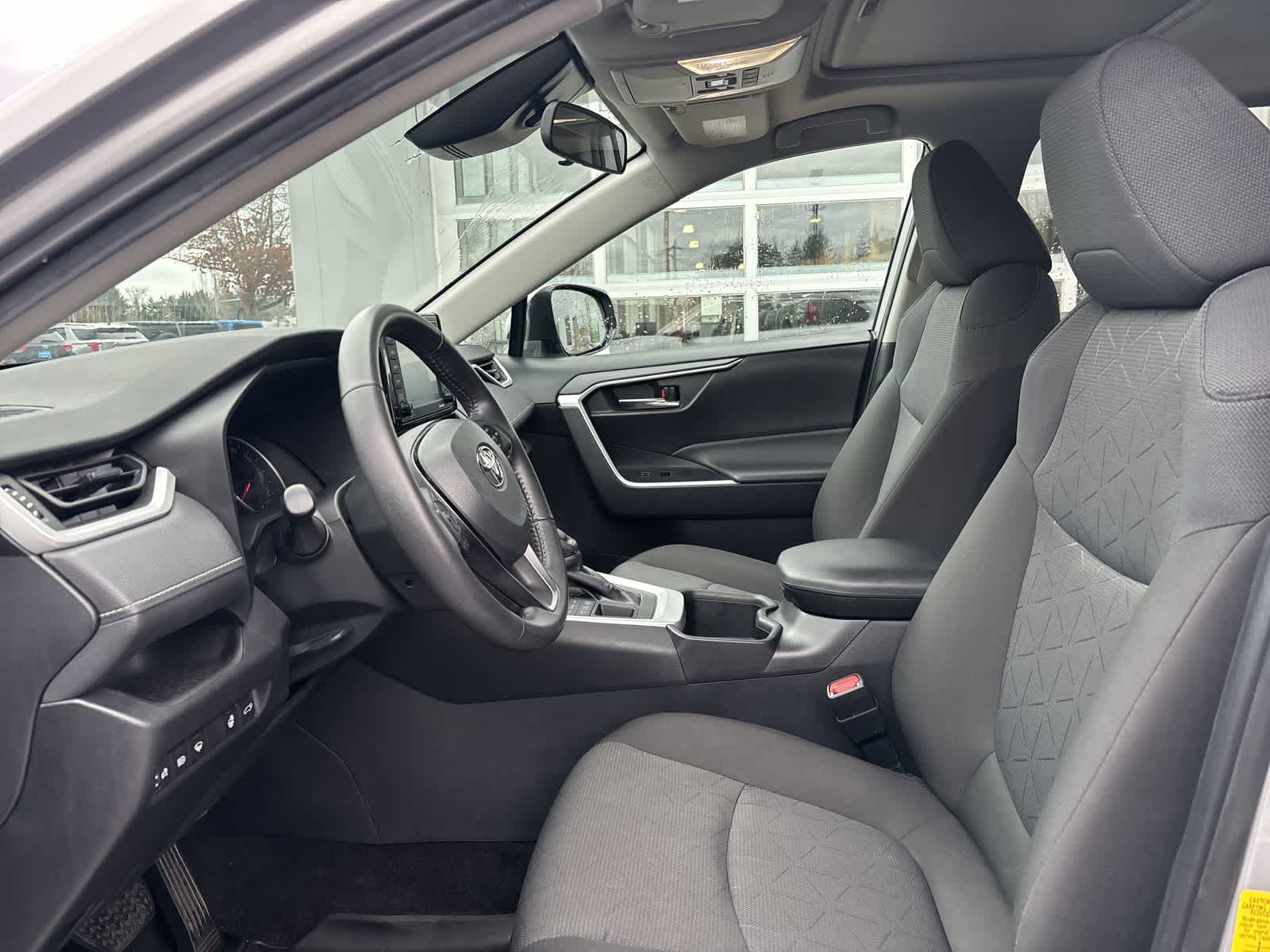 Thumbnail: 2022 Toyota RAV4 - 7