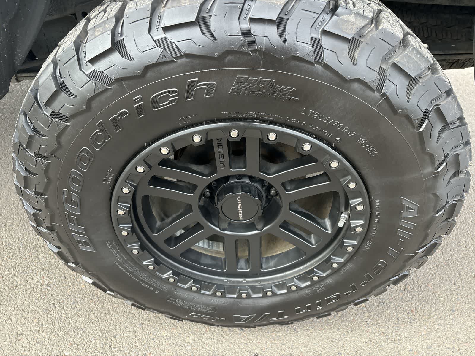 Thumbnail: 2017 Toyota Tacoma - 3