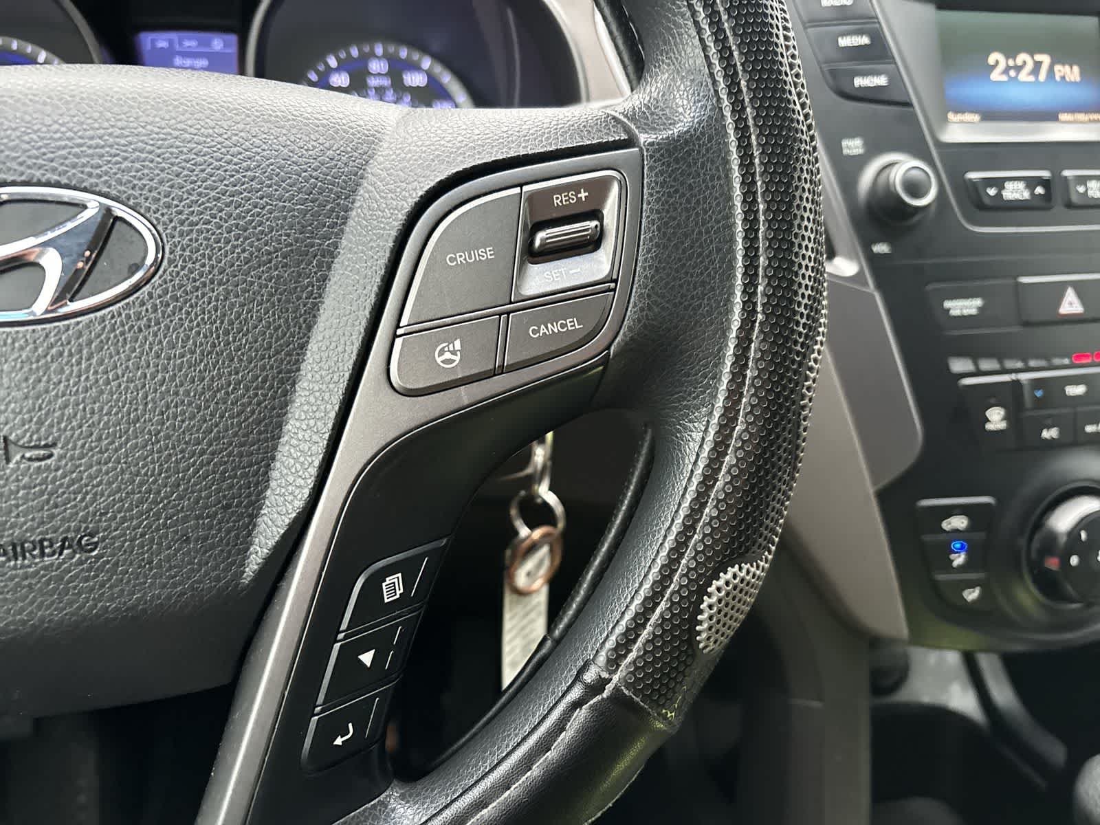 Thumbnail: 2015 Hyundai Santa Fe - 11