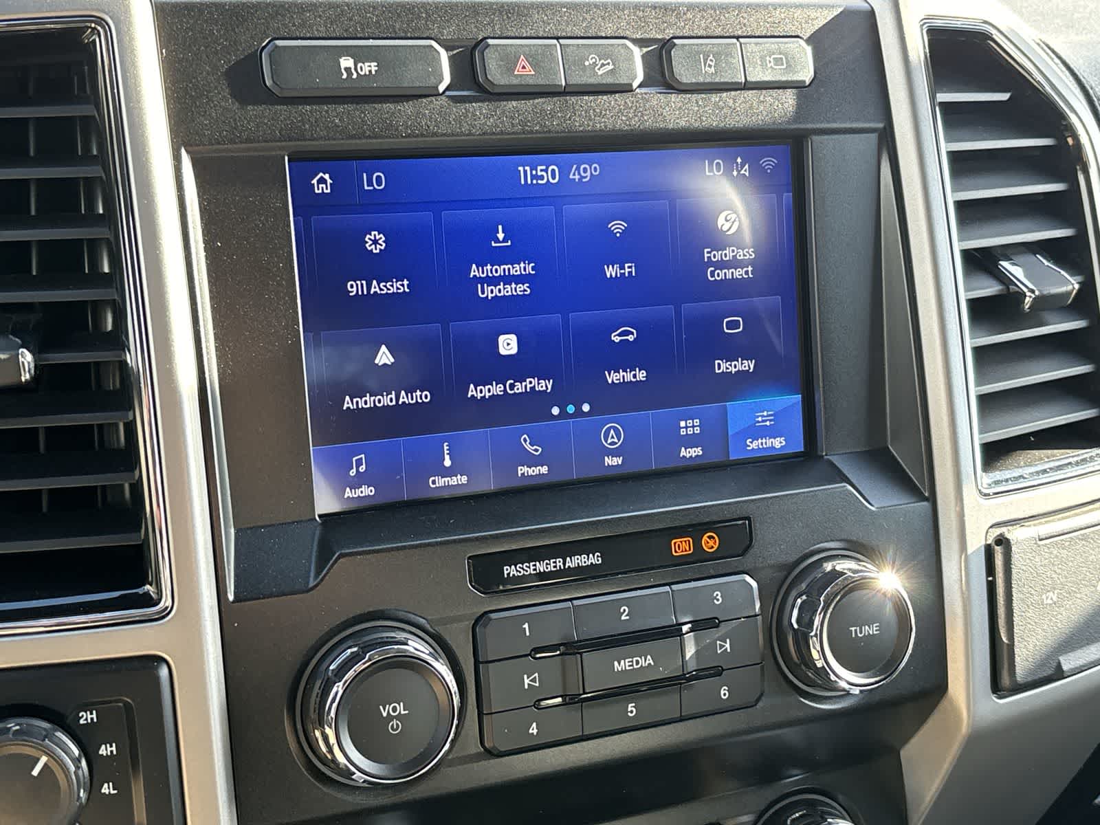 Thumbnail: 2020 Ford F-350 - 23