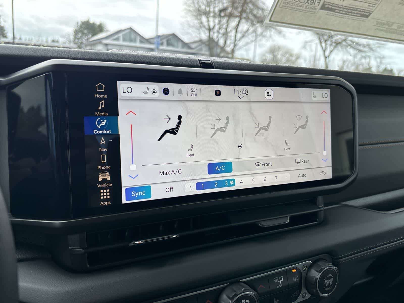 Thumbnail: 2026 Jeep Gladiator - 18