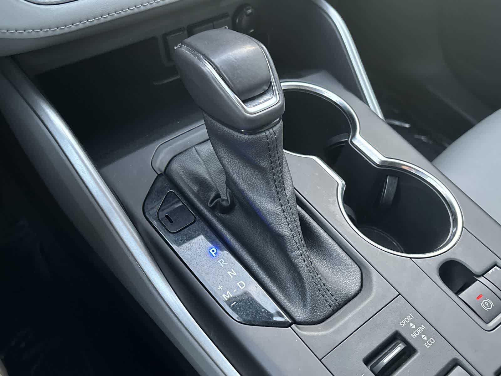 Thumbnail: 2021 Toyota Highlander - 21