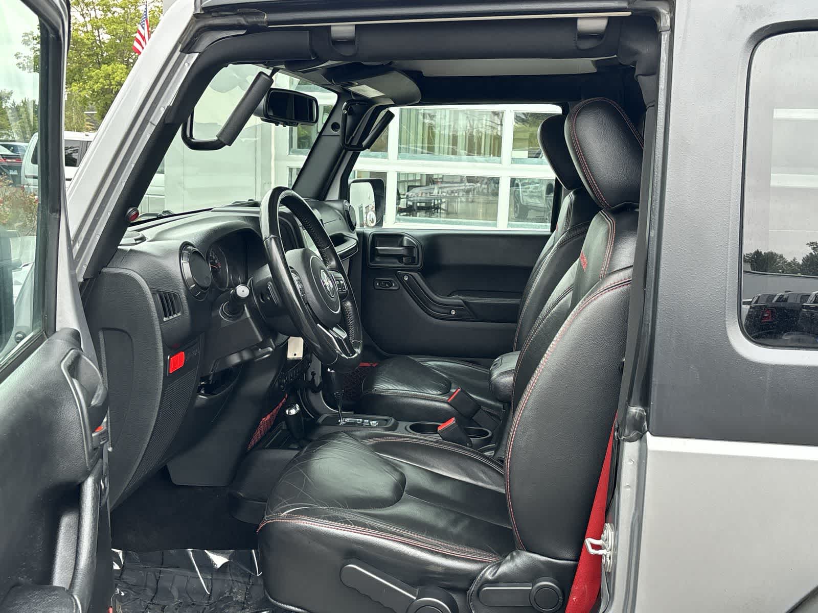 Thumbnail: 2018 Jeep Wrangler - 11