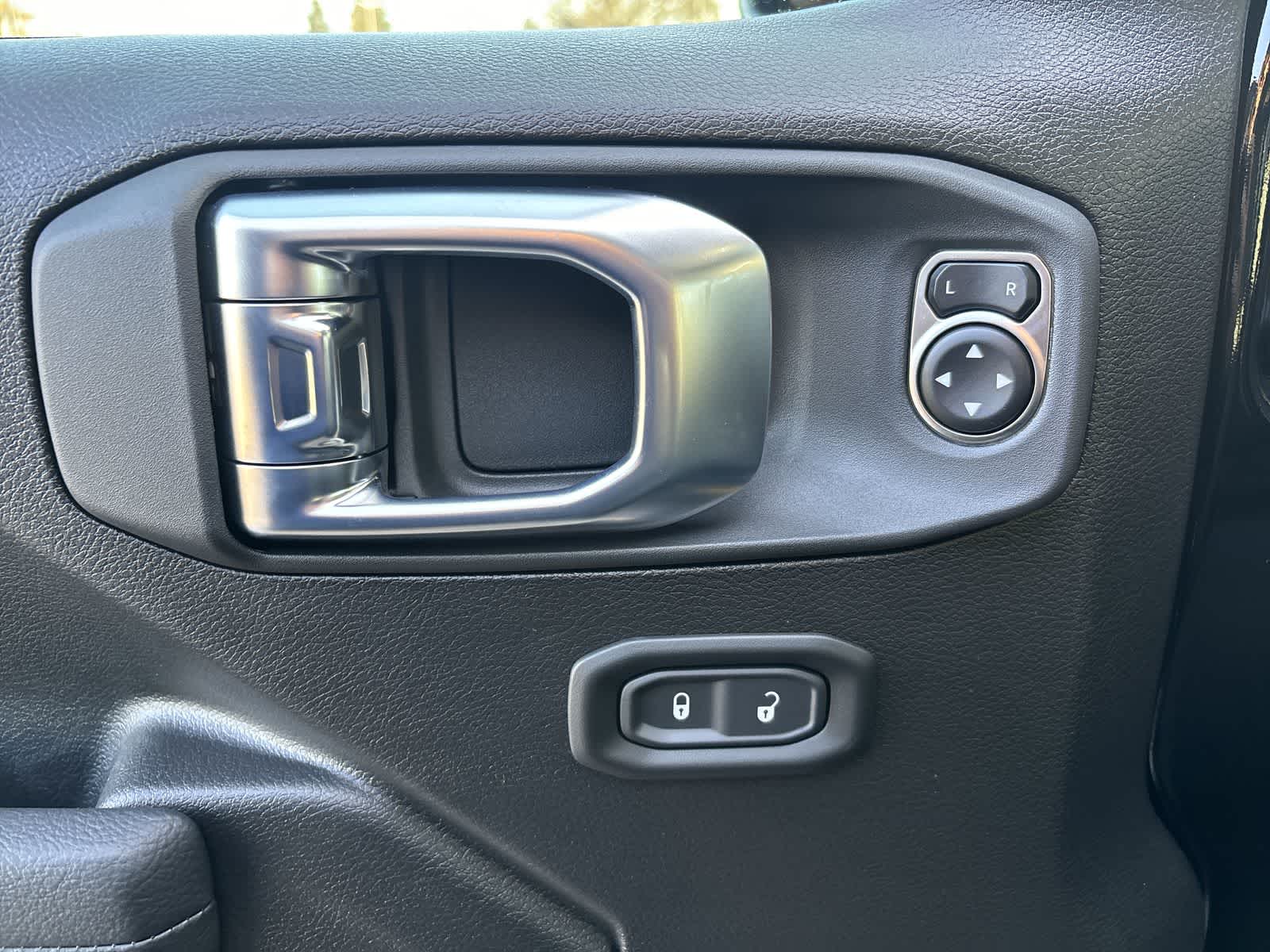 Thumbnail: 2026 Jeep Wrangler - 9