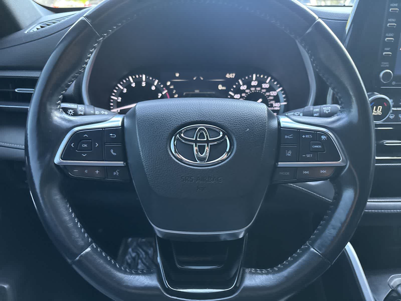 Thumbnail: 2021 Toyota Highlander - 9